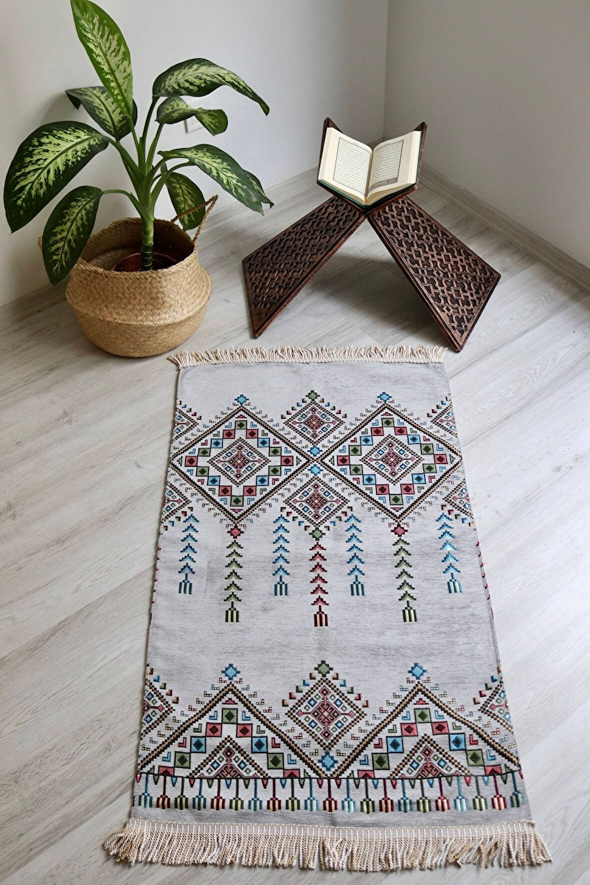 40 Yama Desenli Astarlı Lüks Seccade S1017 Lacivert