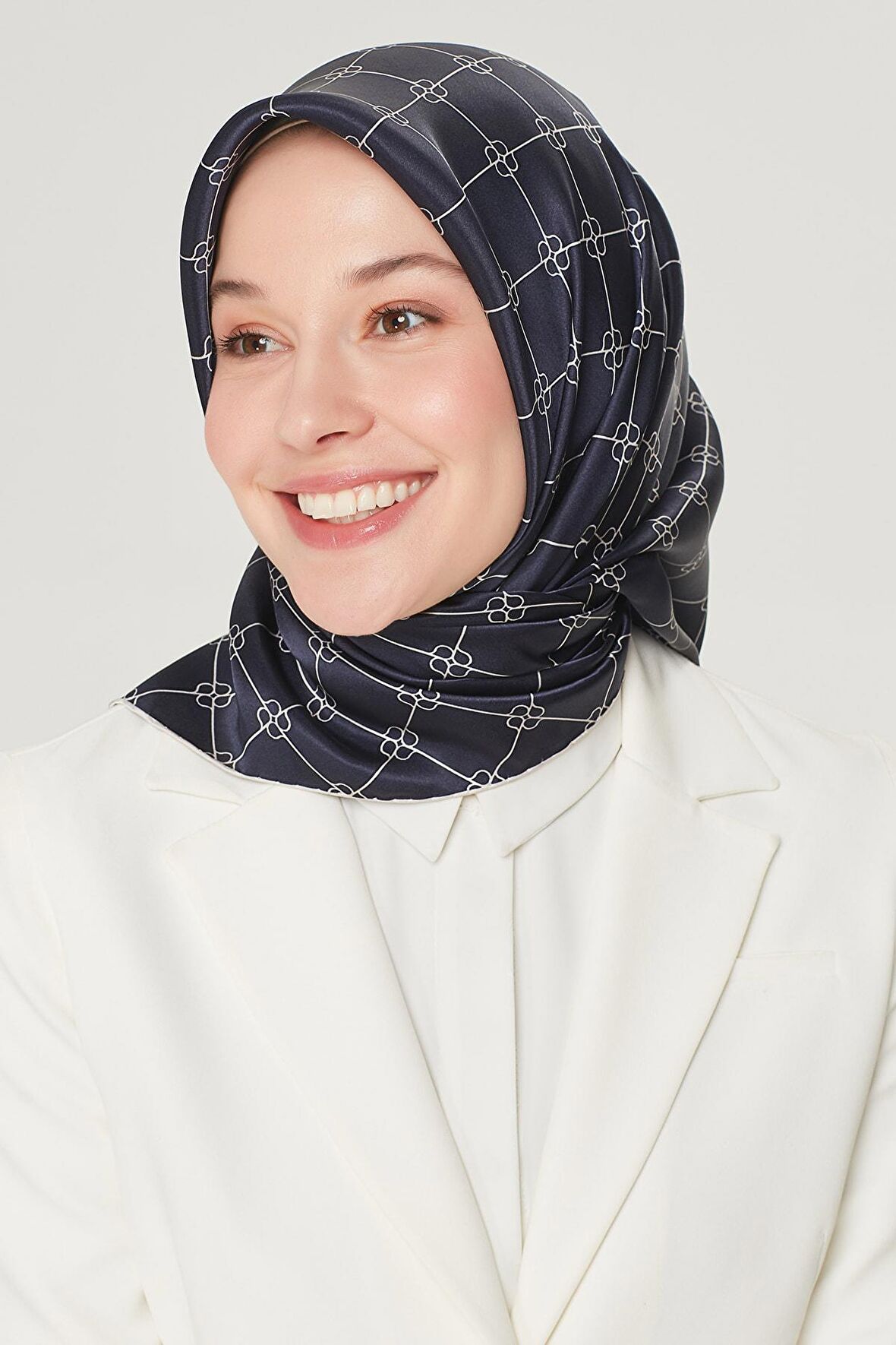 ARMİNE İPEK EŞARP 8555D (SURA) (NOSTALJİ) 7895