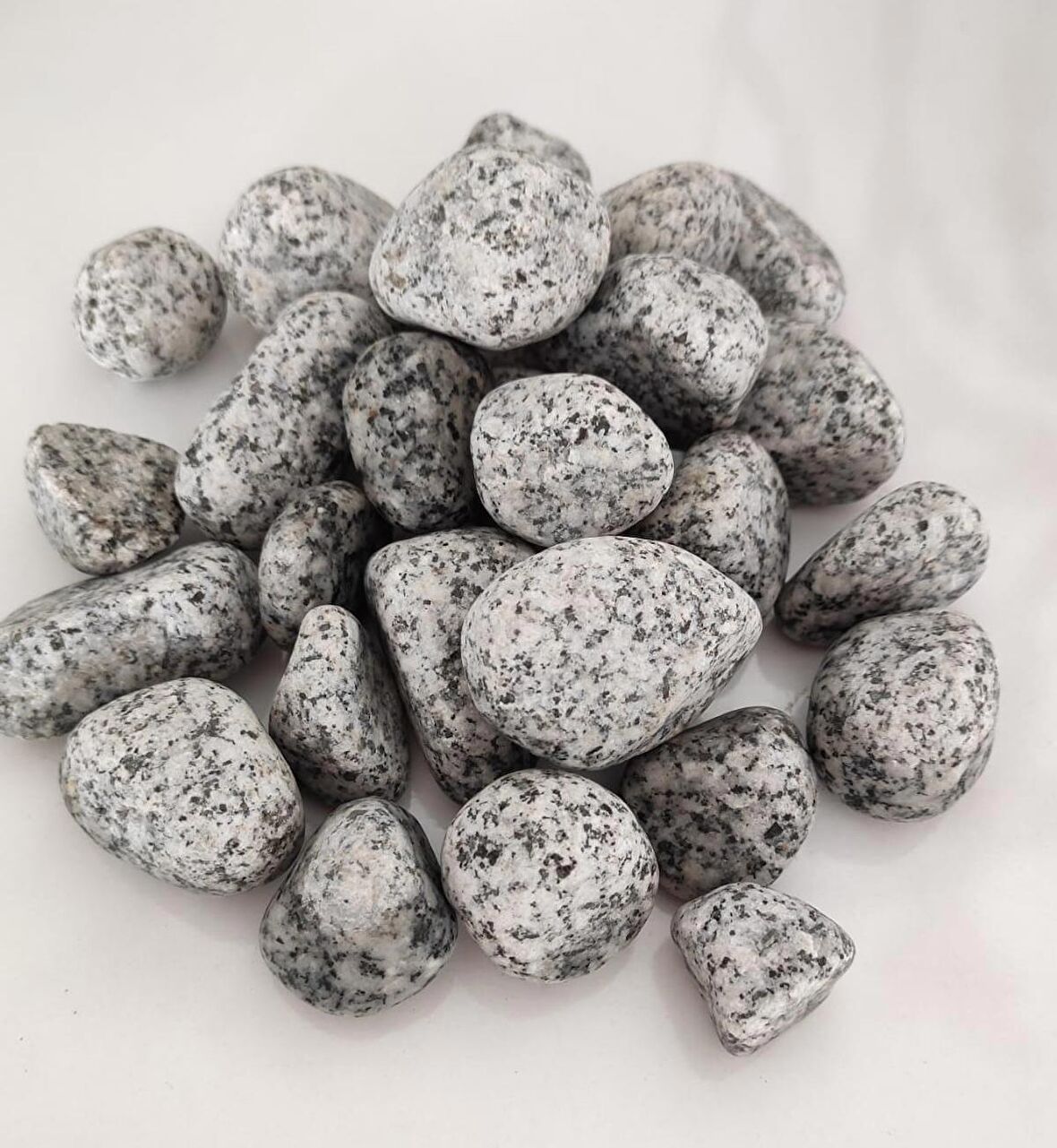 Benekli Dolomit Taş 100 Kg 2-4 Cm Granit Bahçe Dere Taşı Çakıl Taşı