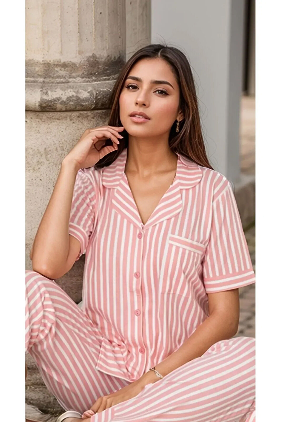 Kadın Ev Giyim Kısa Kollu Regular Pembe Çizgili Pijama Takımı A1.L01.IS.00.SA004