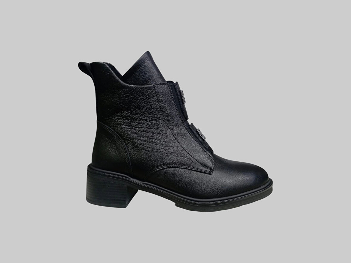 CASTLE BLACK CB-11032-1 KADIN DERİ ÖNÜ LASTİKLİ YANI FERMUARLI BOT SİYAH