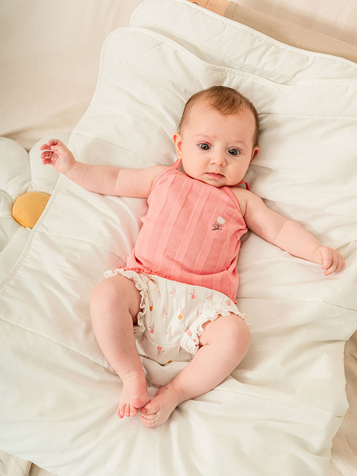 Jakarlı Örmeli Askılı Atlet Şort Bebe Takımı