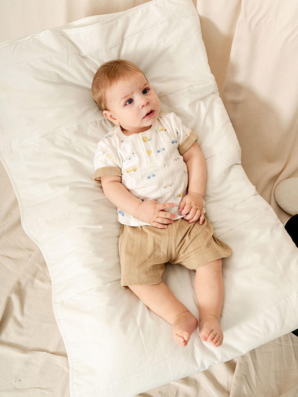 KD53421 Jakarlı Örme 2'li Bebek Takımı (3-6 Ay / 6-9 Ay / 9-12 Ay / 18-24 Ay)