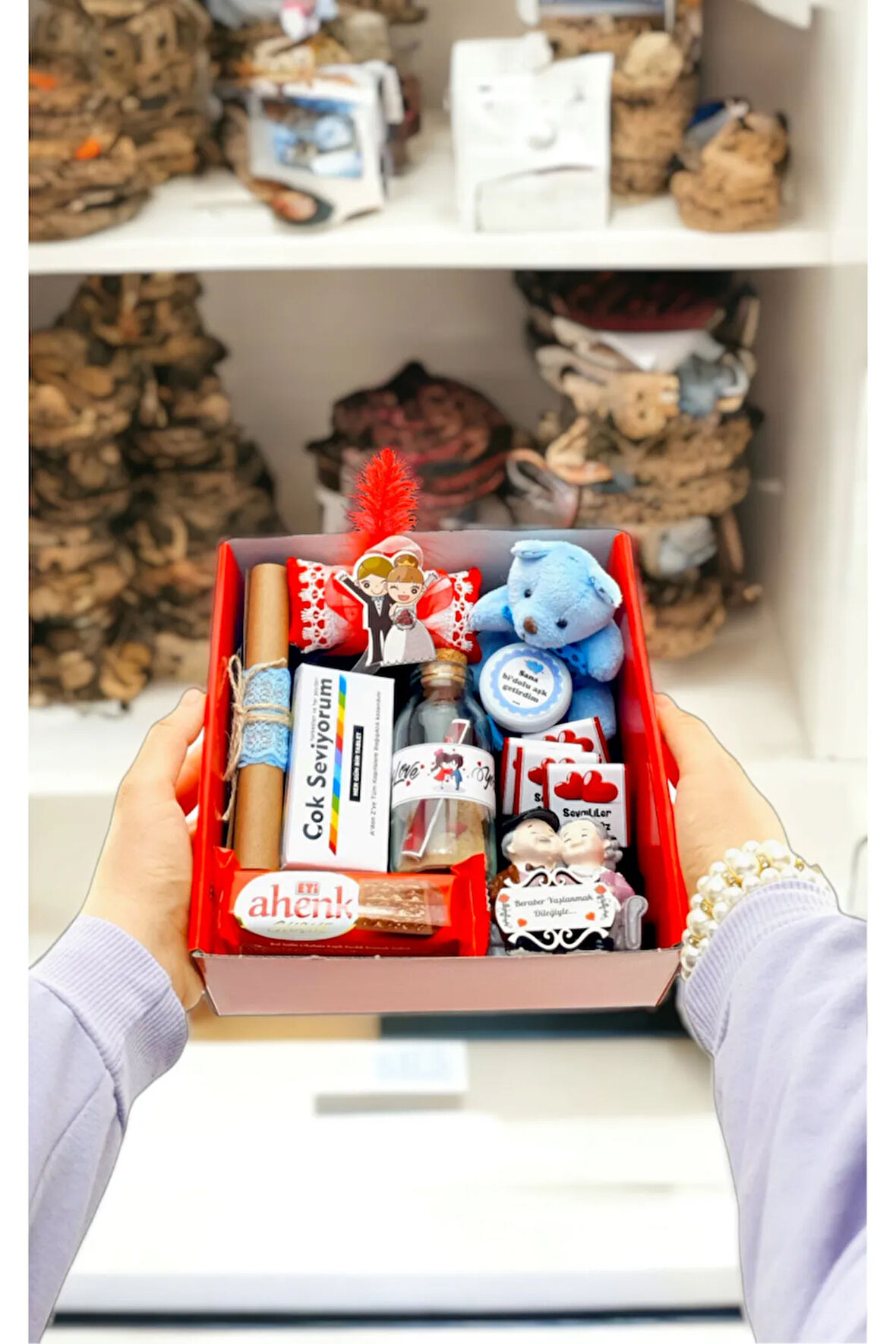 14 Şubat Sevgililer Günü Hediyesi Sevgiliye Hediye Sevgili Kombini Kırmızı Kutuda Set Mhorkol14A