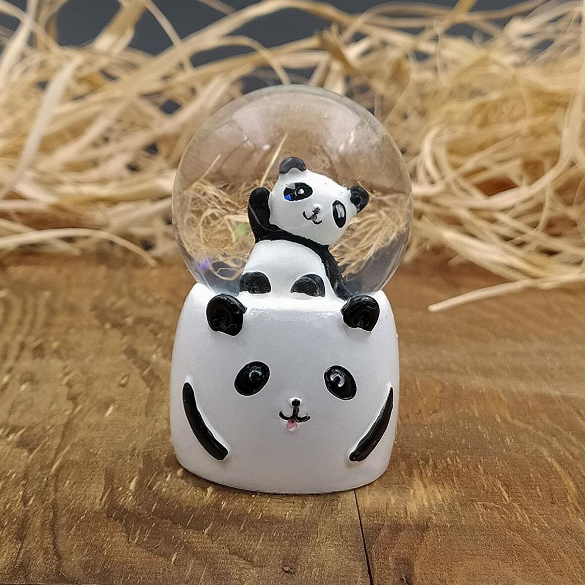 Sevimli Panda Işıklı Mini Kar Küresi