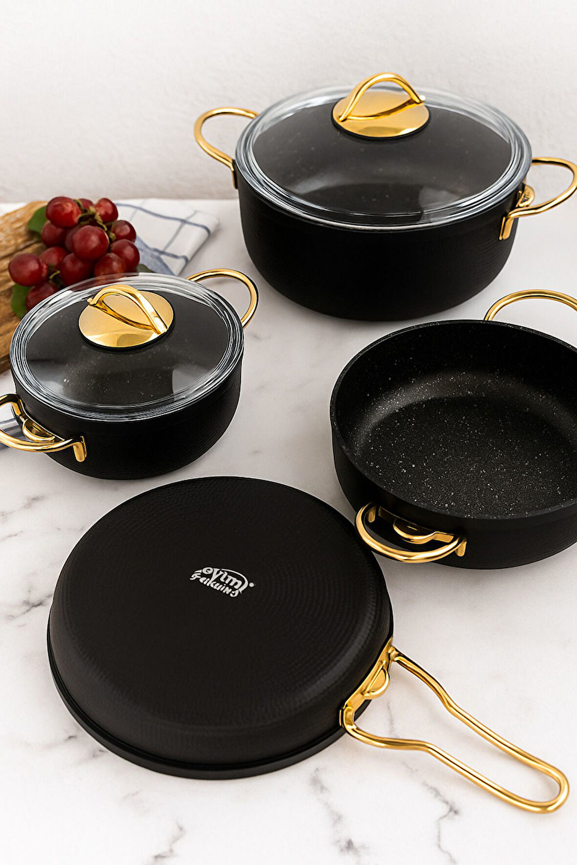 So Chic Gold 7 Parça Granit Döküm Tencere Seti – Yanmaz Yapışmaz, Şık Altın Detaylı