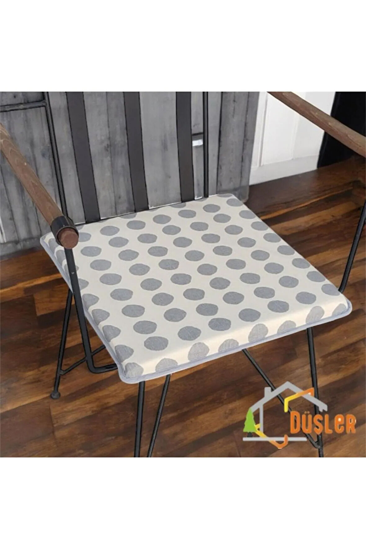 40x40 Gri Puantiyeli Krem Su ve Leke İtici Fermuarlı Bağcıklı Gri Biyeli Sandalye Minderi 4 cm