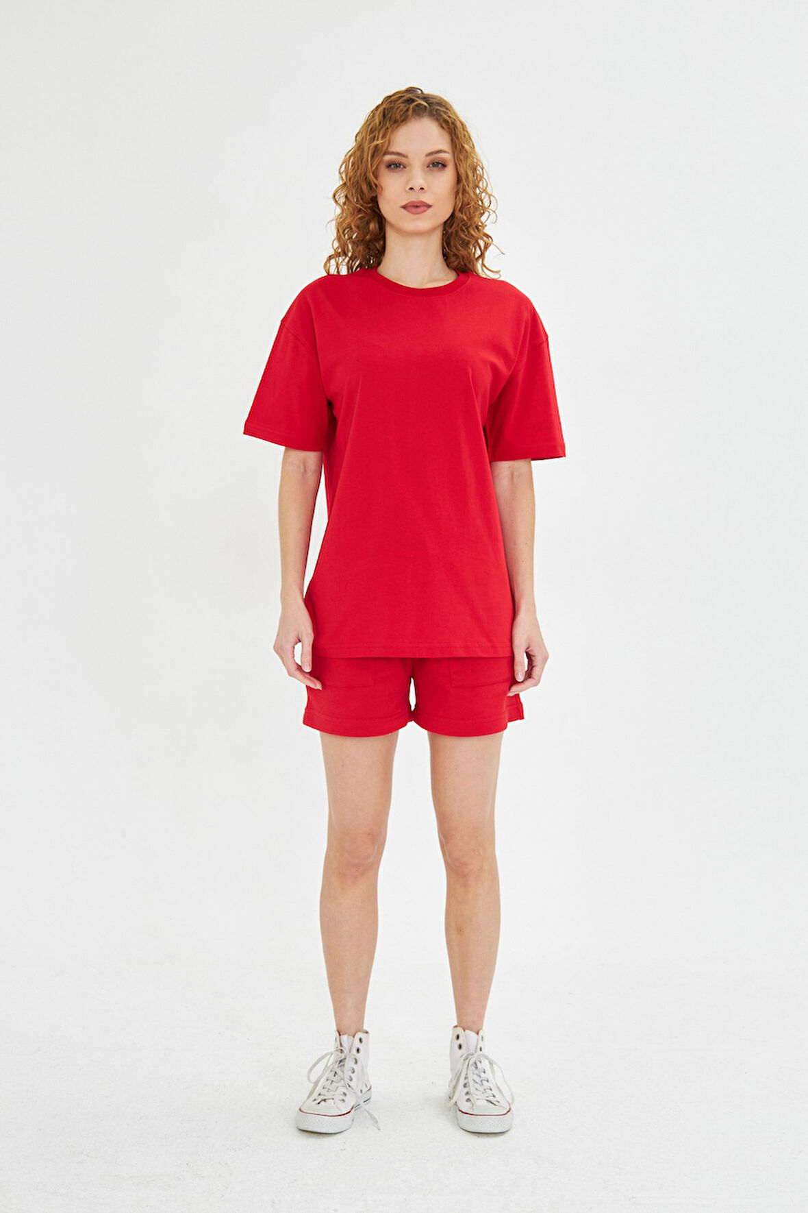 Kadın Konforlu %100 Pamuk Kısa Kollu Günlük Tişört