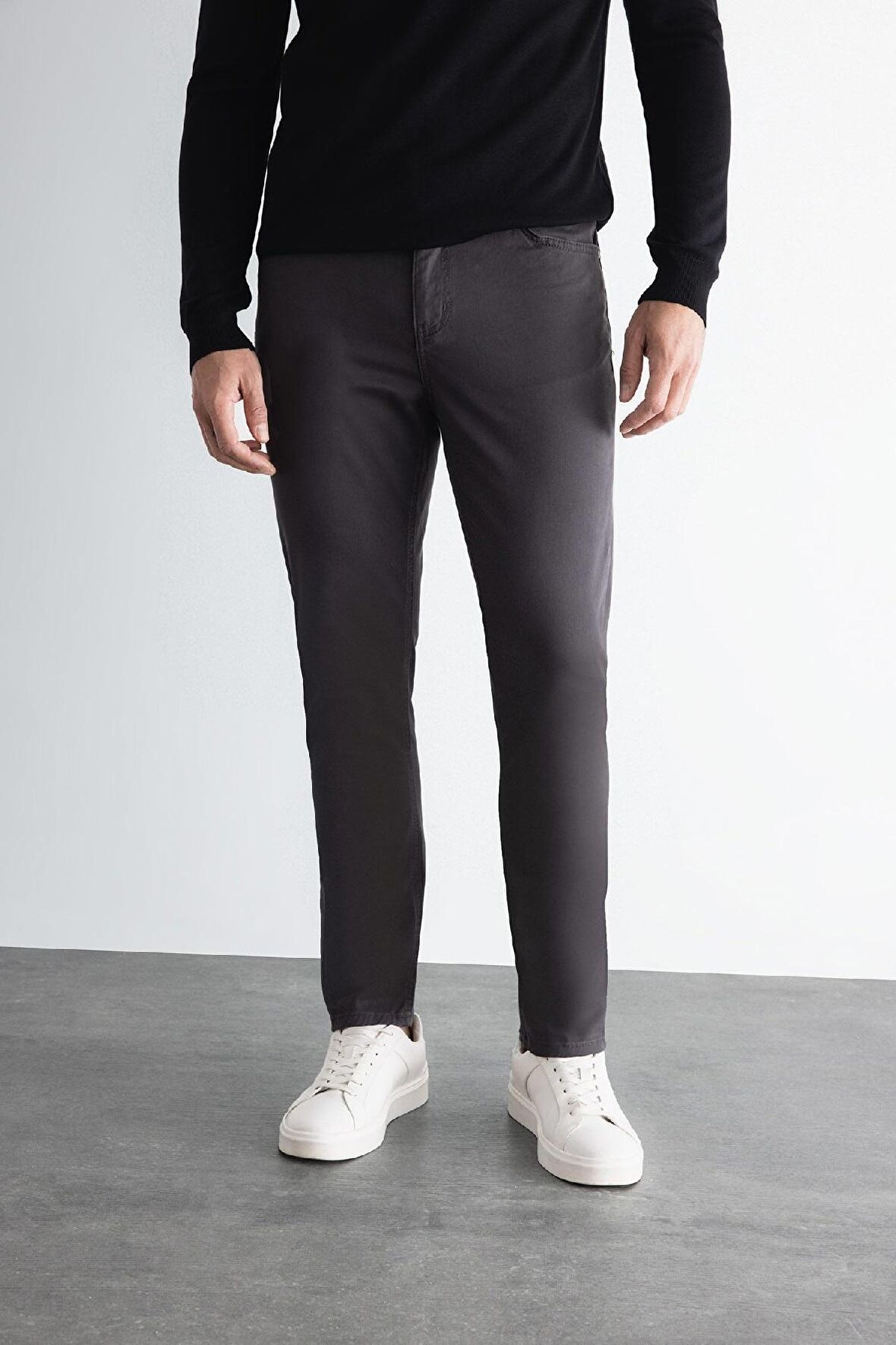 DeFacto Chino Kanvas Pantolon Slim Fit Dar Kesim Pamuklu Esnek Dar Paça C9441AX24AUAR9