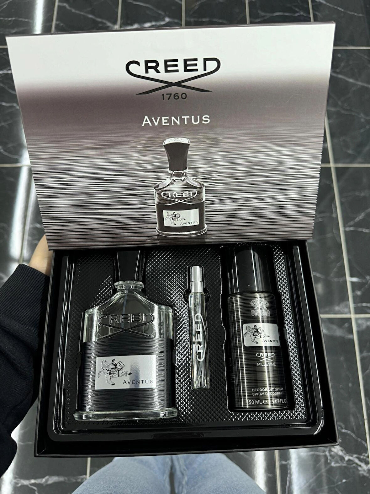 Creed Aventus Yüksek Kalıcılıklı  (EDP) Parfüm Erkek Hediyelik Set 3'lü