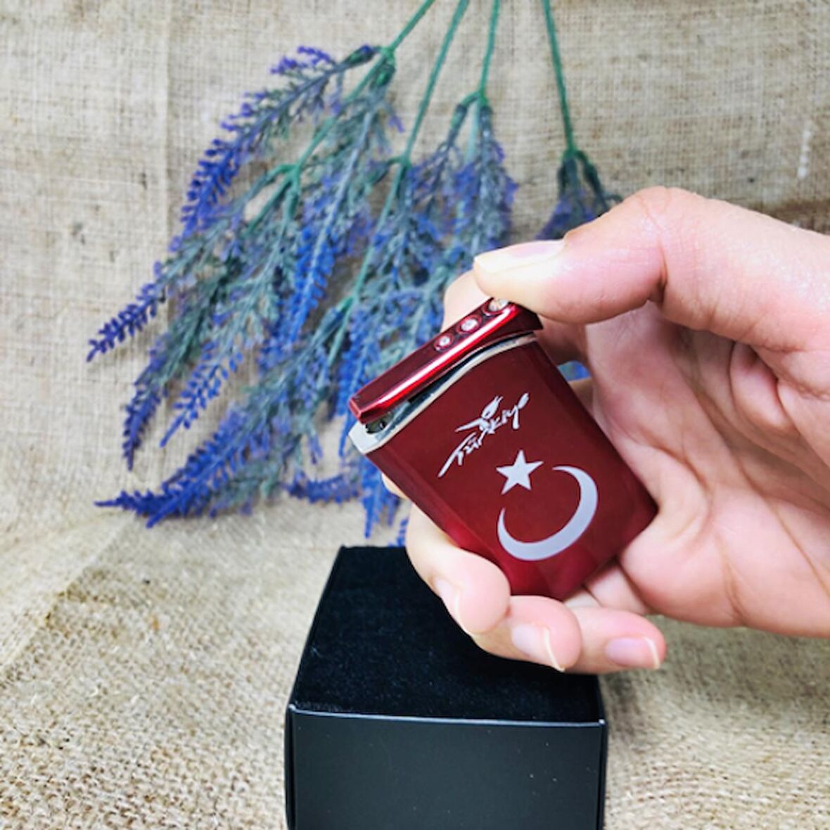 İsme Özel REZİSTANSLI METAL TÜRK BAYRAKLI ÇAKMAK ULTRA İNCE