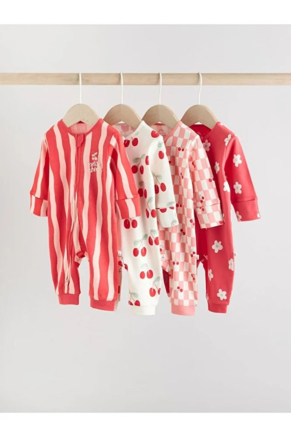 100% Pamuklu Kiraz Desenli Ayaksız 4'lü Tulum Set
