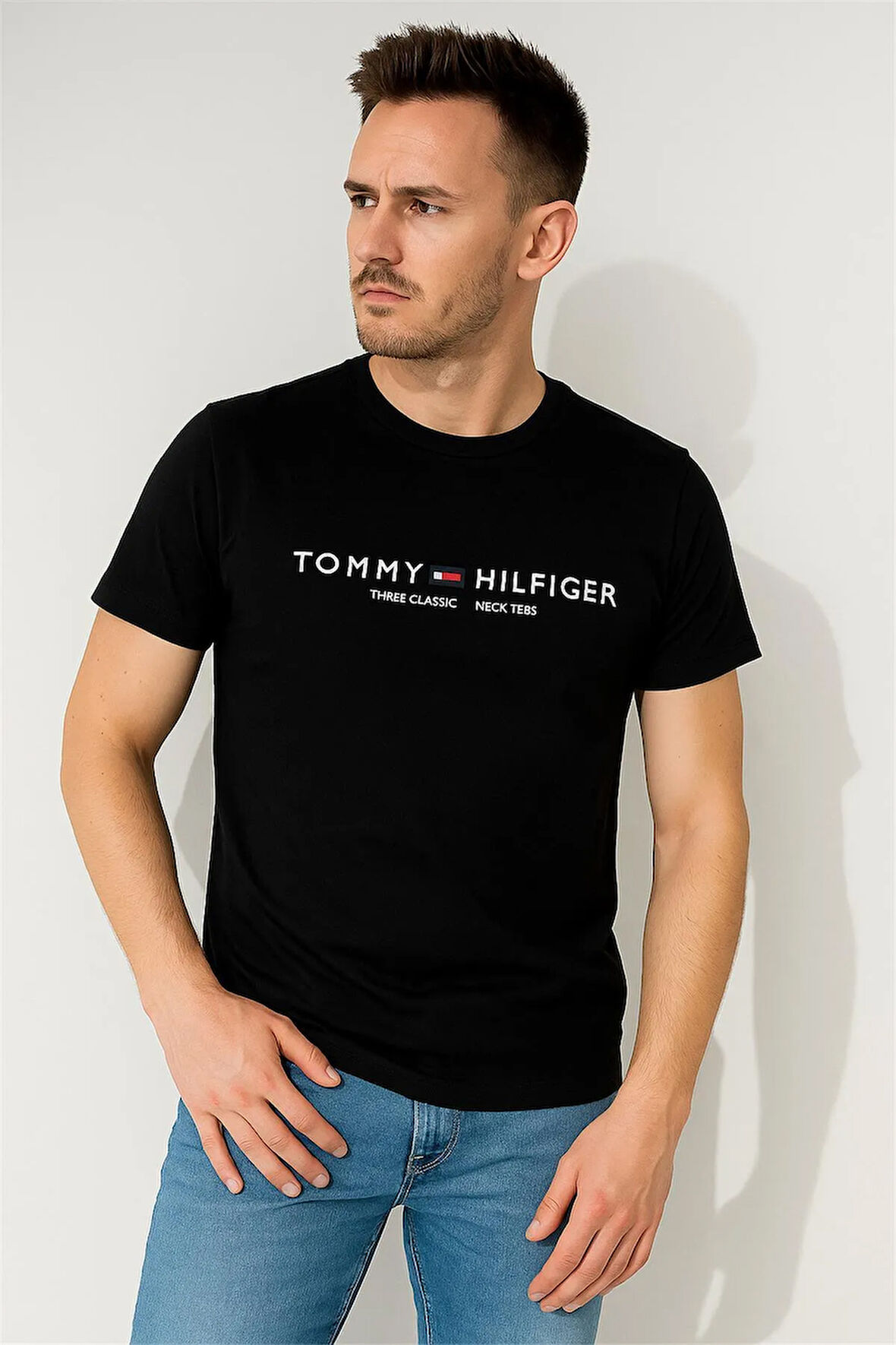 TOMMYHILFIGER EST BASKILI BİSİKLET YAKA PAMUK PENYE TSHİRT SİYAH