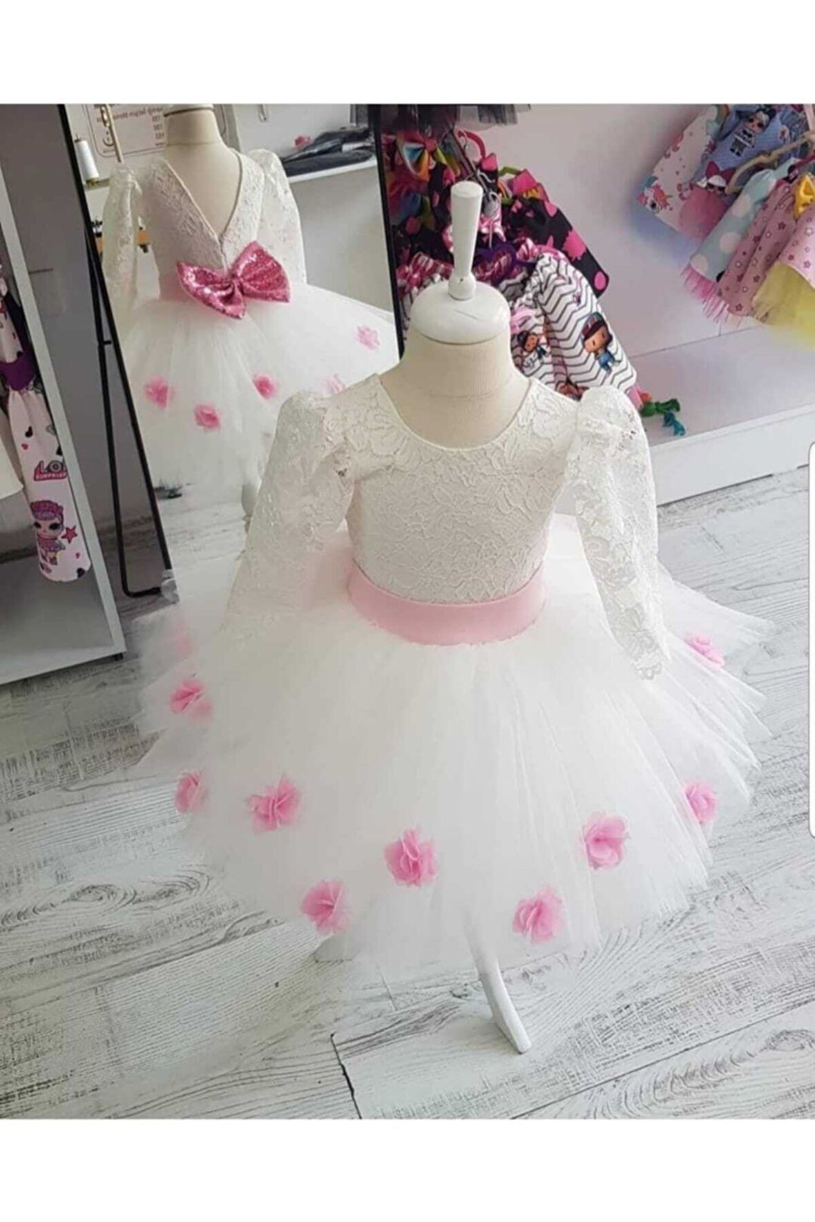 Kız Çocuk Beyaz Dantelli Kabarık Elbise