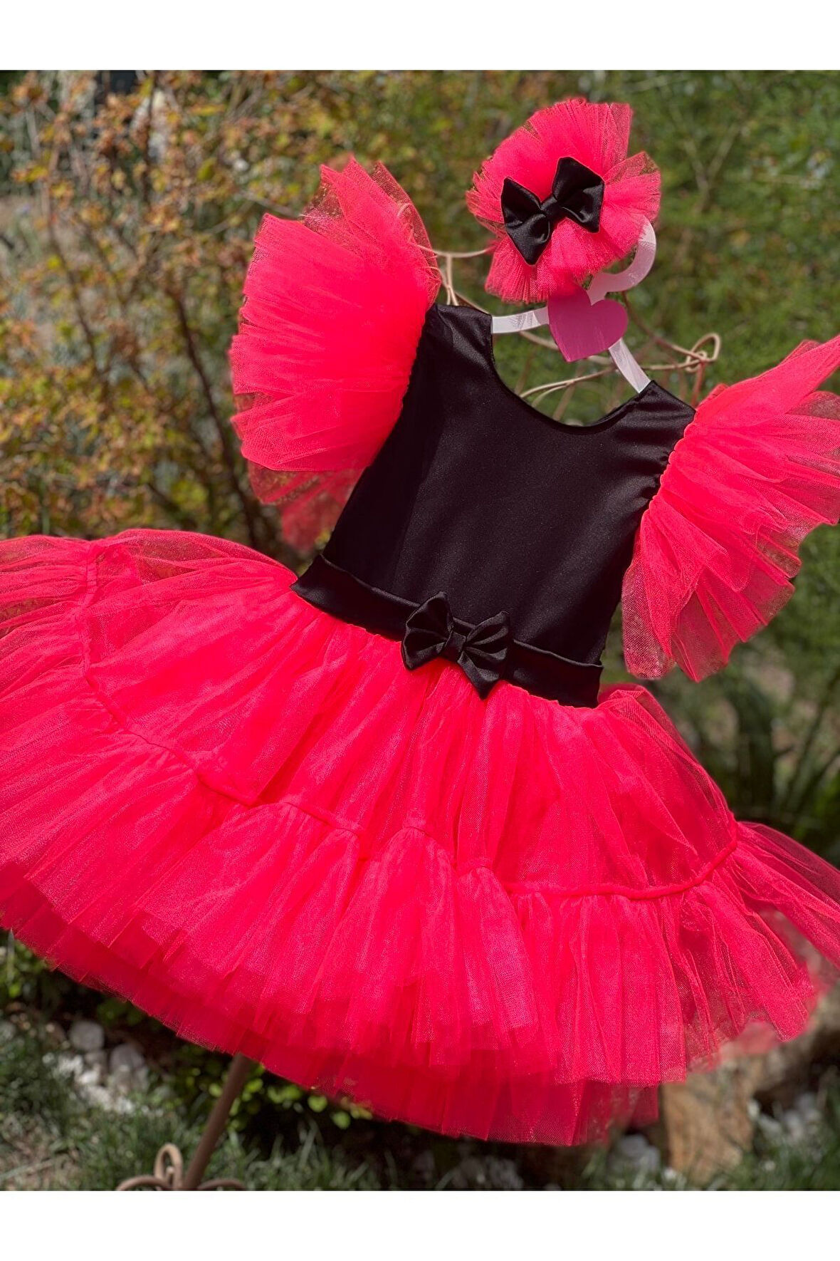 Kız Çocuk Neon Pembe Siyah Tüllü Kabarık Abiye Elbise