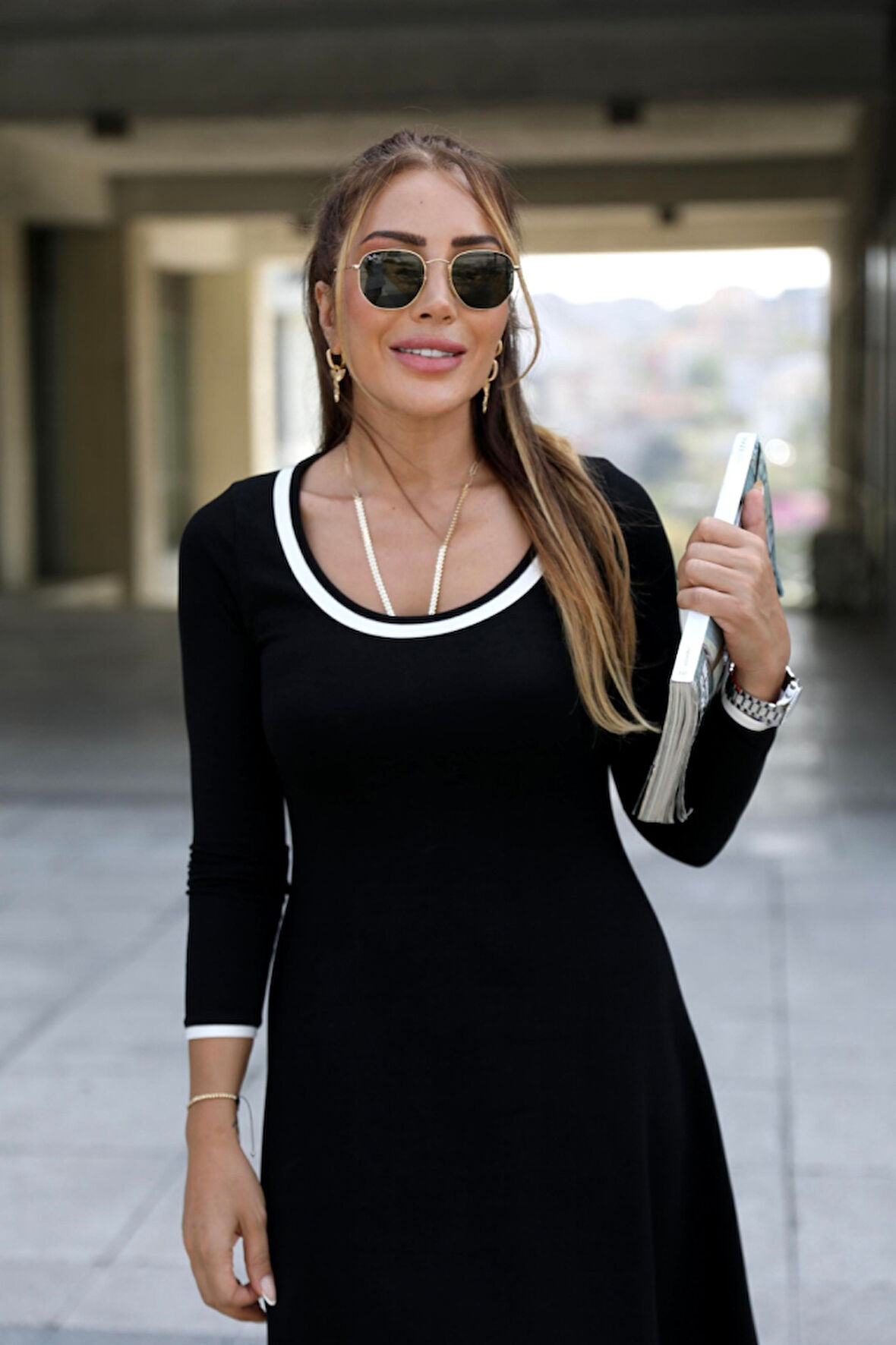 JANES Kadın Uzun Kollu Derin Yuvarlak Yakalı Kısa Viskon Iki Iplik Elbise