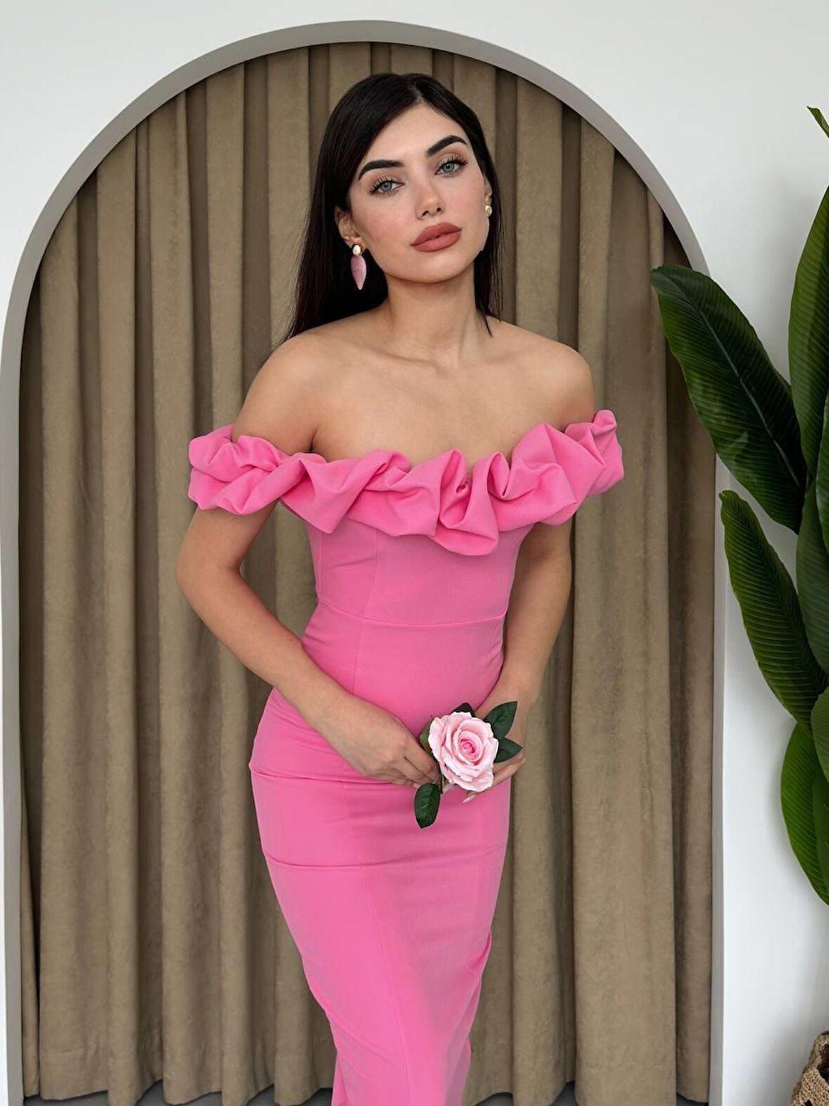 JANES Popi Madonna Yaka Kalem Elbise