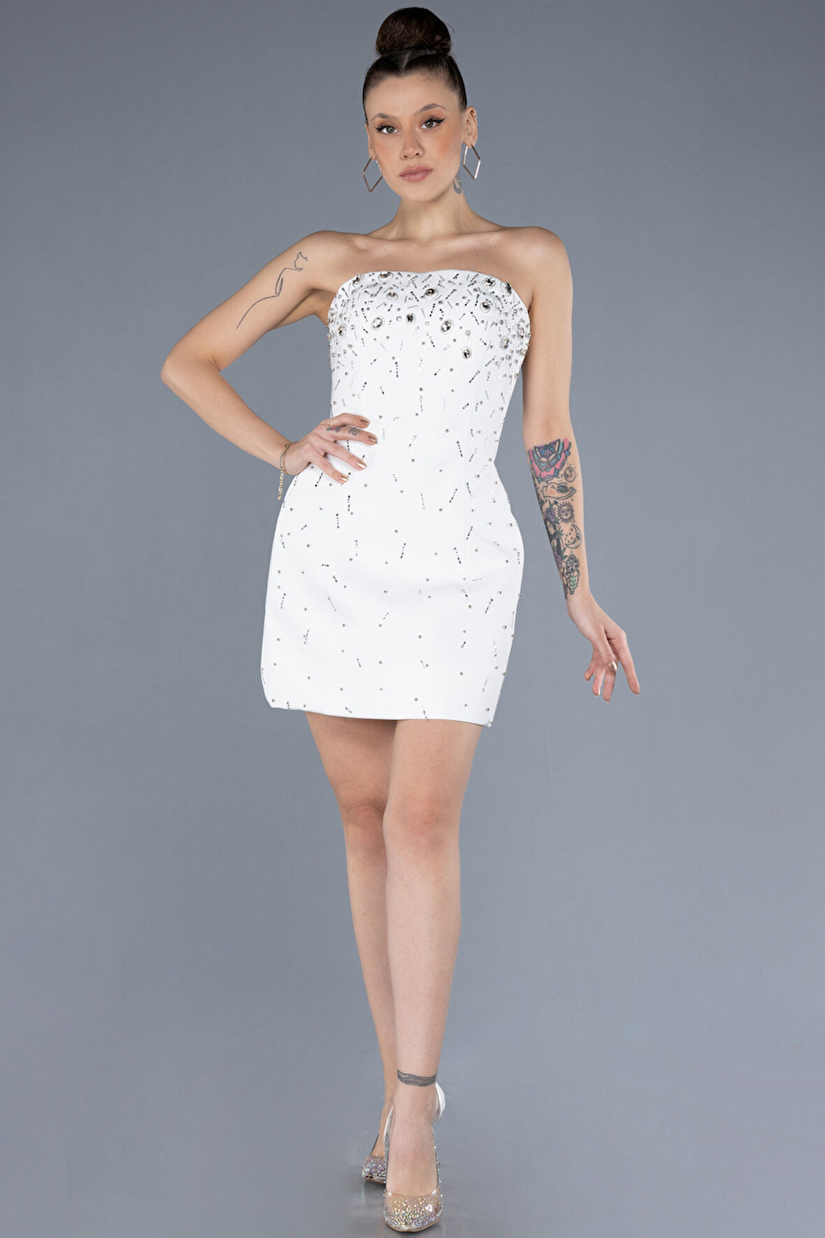 Straplez Taşlı Mini Gece Elbisesi ABK2232