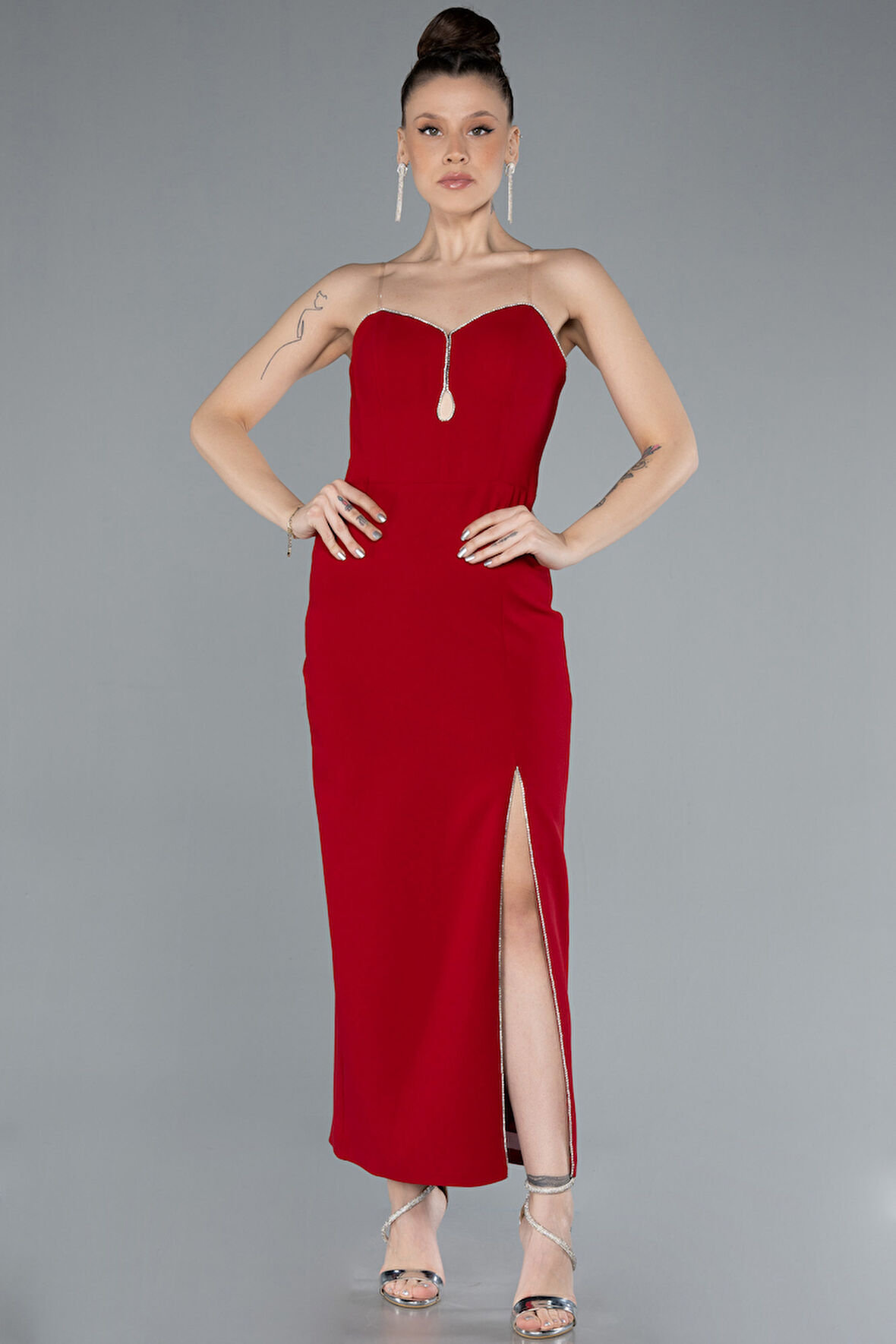 Straplez Yırtmaçlı Midi Davet Elbisesi ABK2254