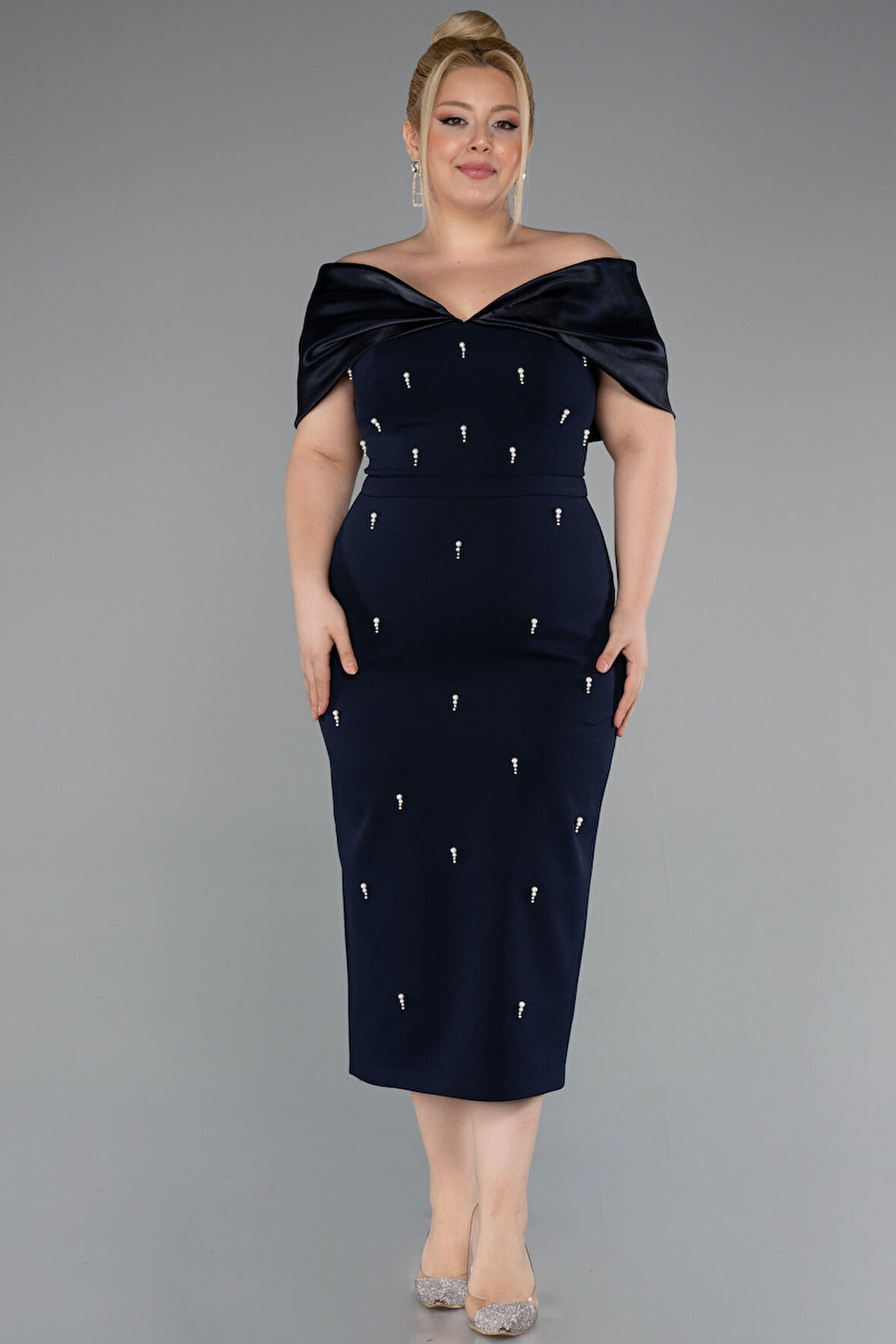 Kayık Yaka Taşlı Midi Büyük Davet Elbisesi ABK2400