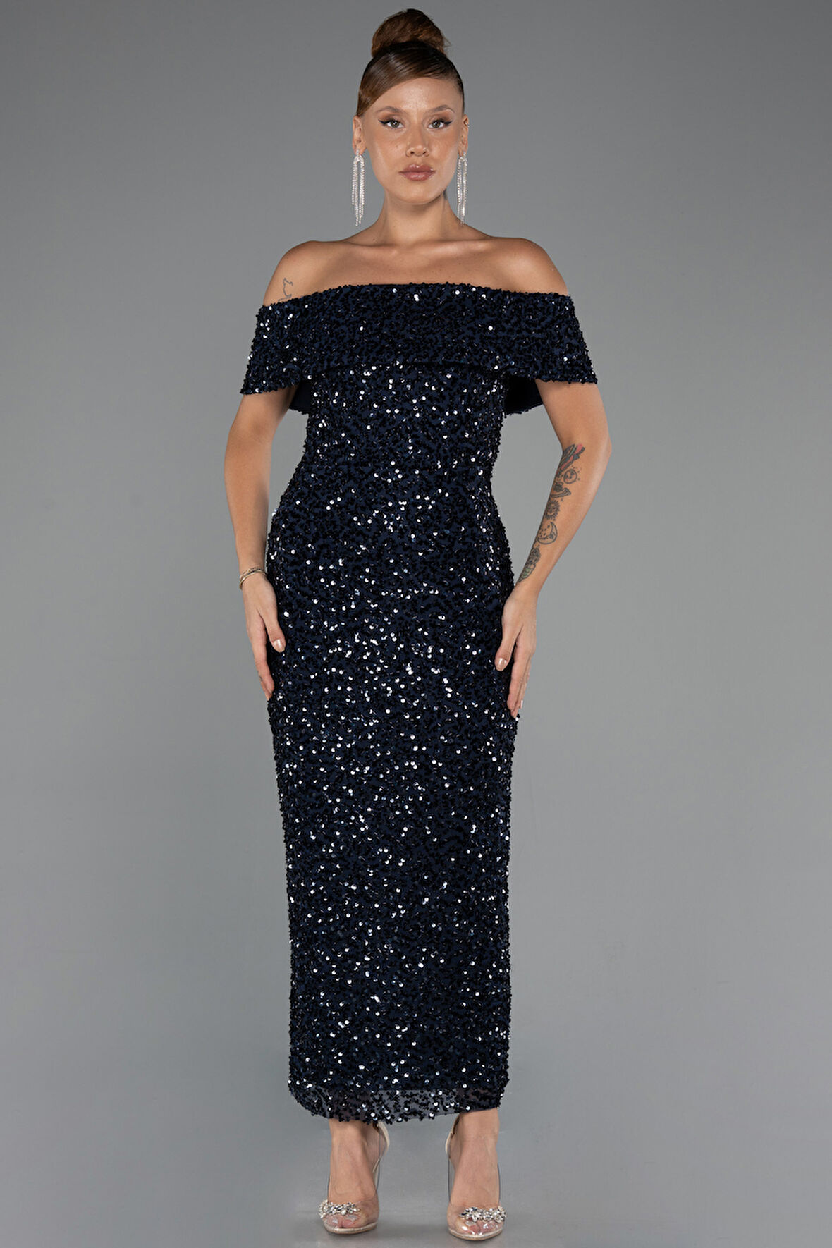 Kayık Yaka Midi Pul Payet Gece Elbisesi ABK2440