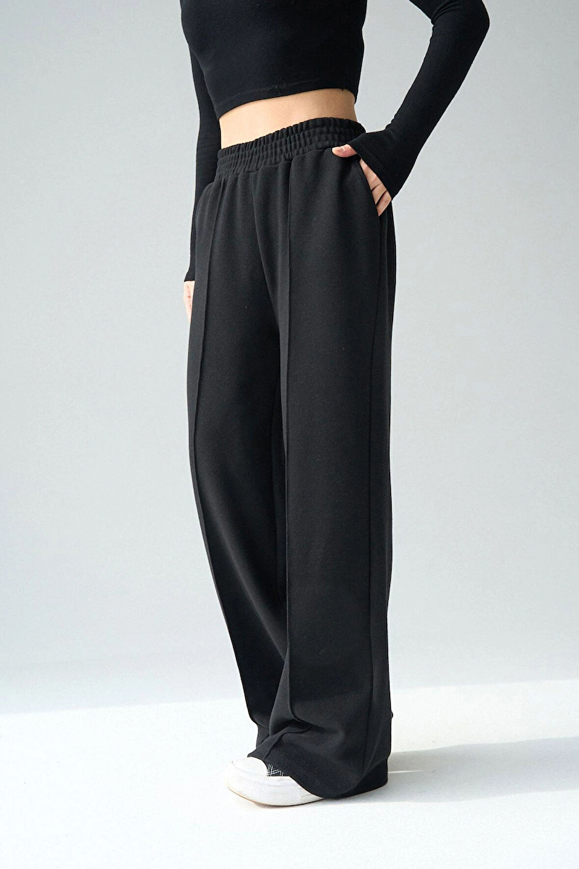 Kadın Siyah Yüksek Bel Geniş Paça Selanik Kumaş Eşofman Altı