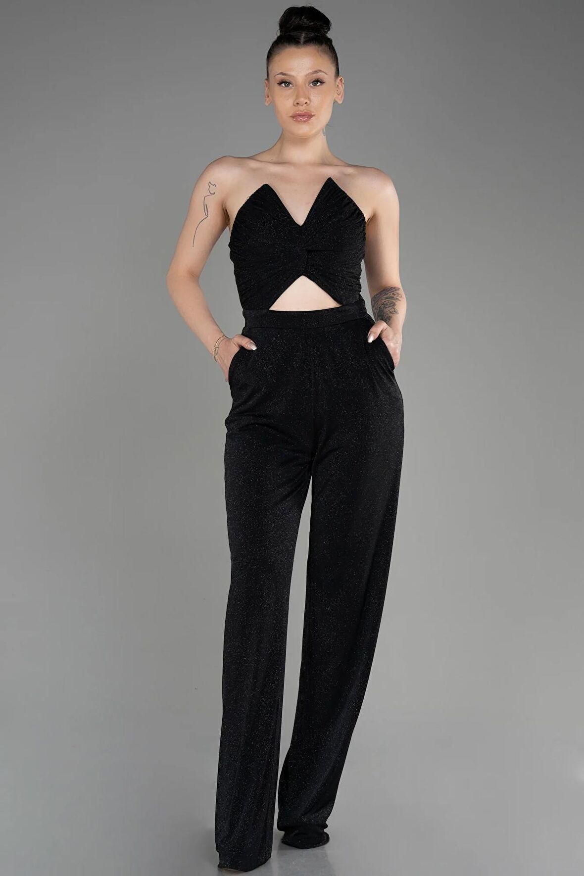 Straplez Göbek Dekolteli Uzun Simli Abiye Tulum ABT113