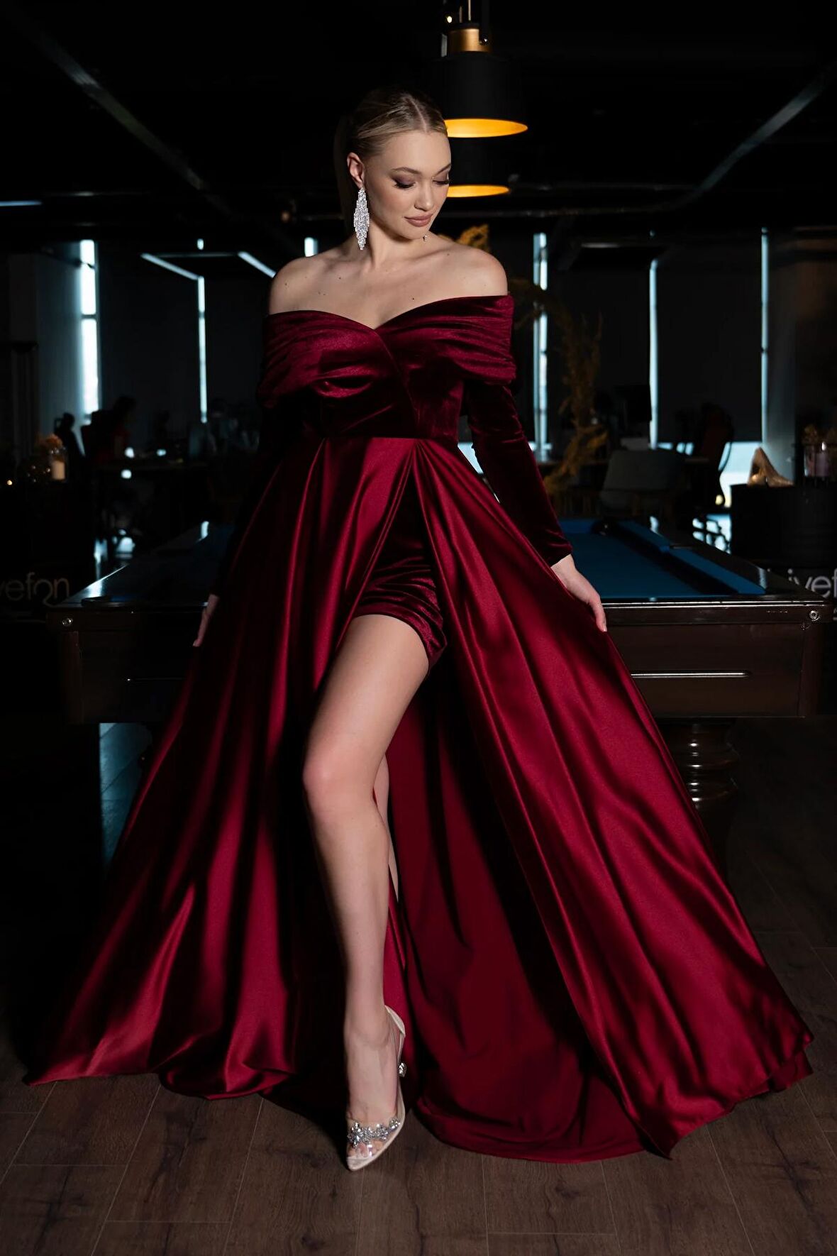 Kadife Uzun Kol Saten Abiye Elbise ABU2083