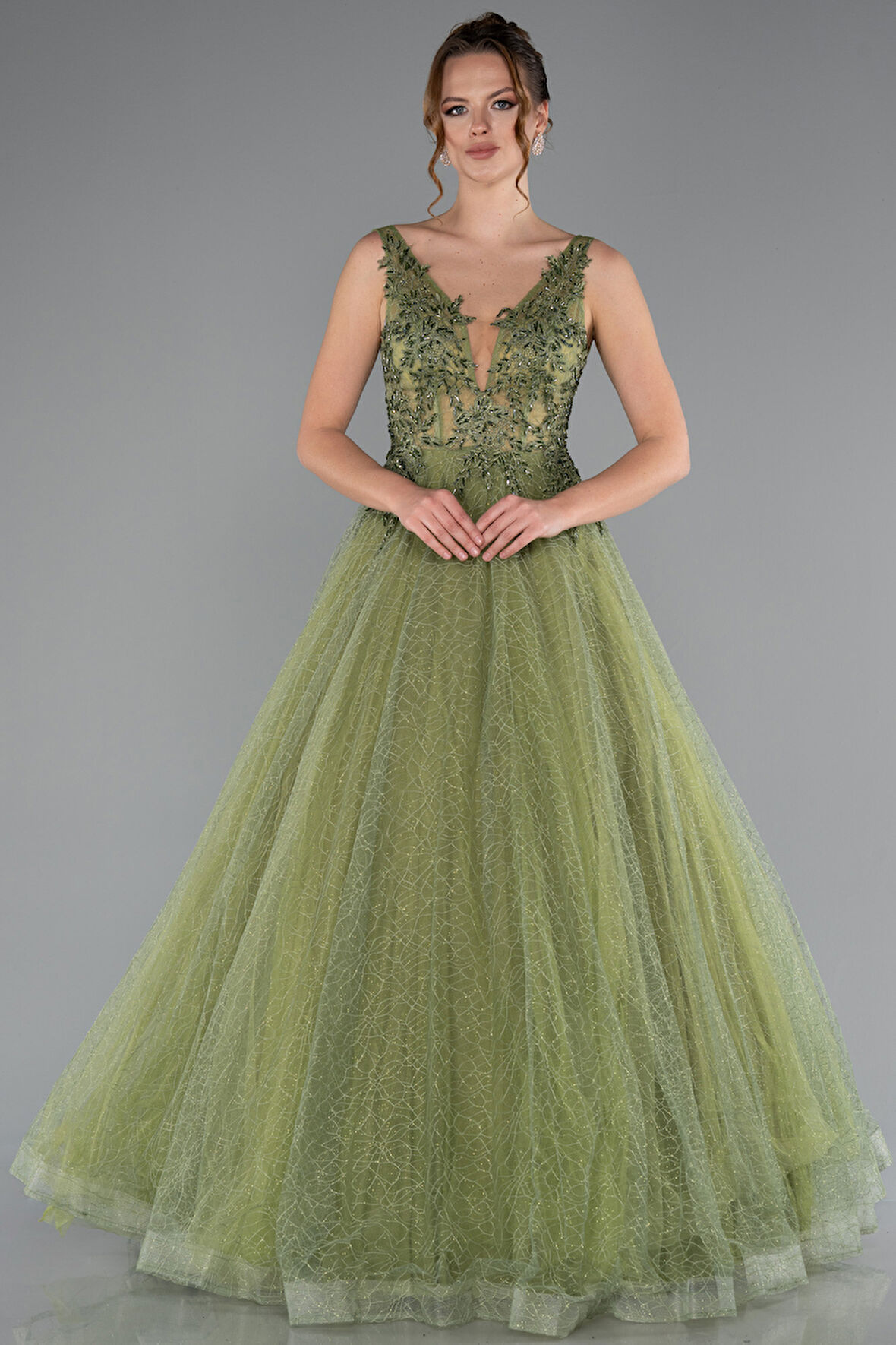 Kolsuz Sırt Dekolteli Uzun Simli Abiye ABU2131