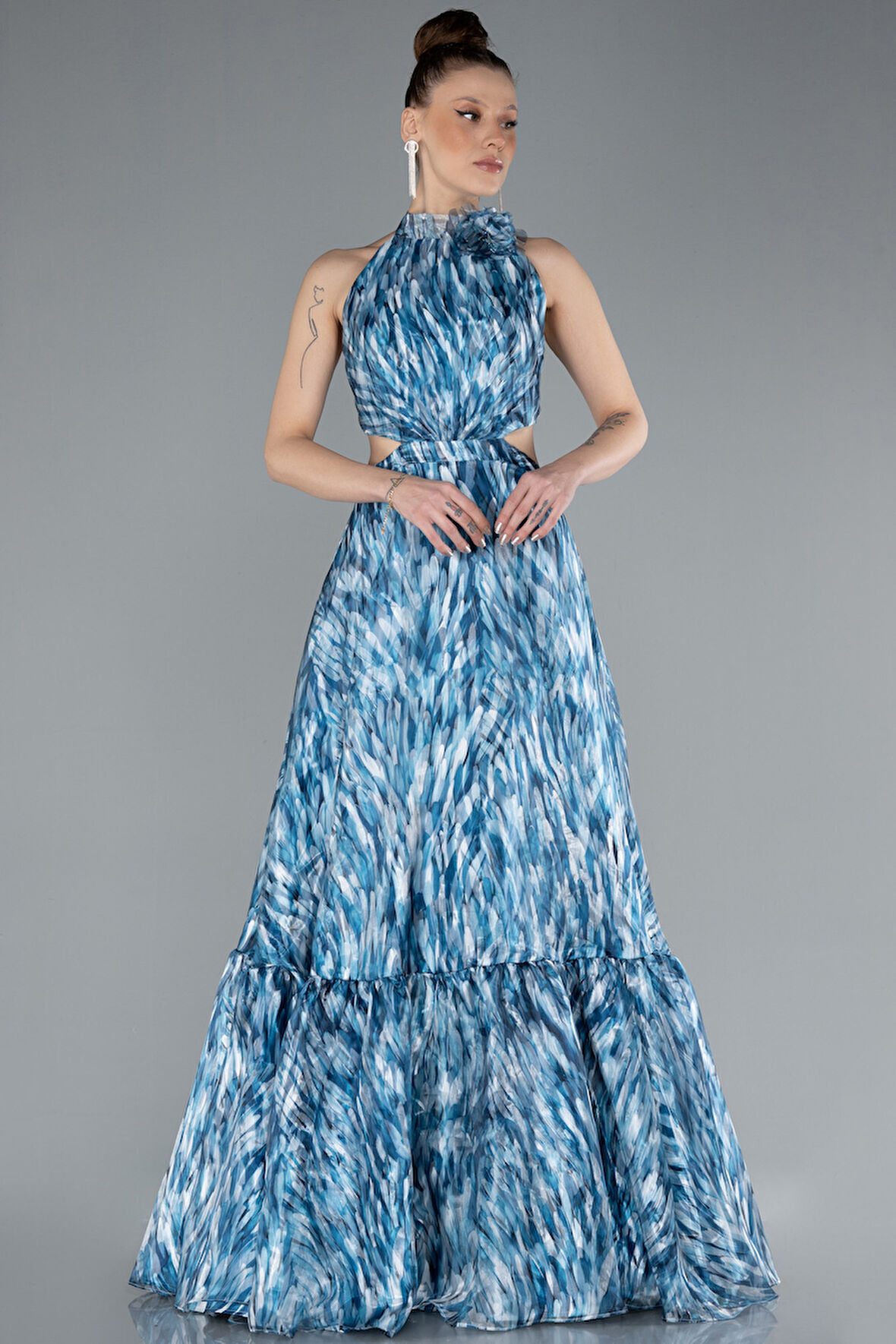 Halter Yaka Cut Out Uzun Empirme Saten Abiye ABU4686