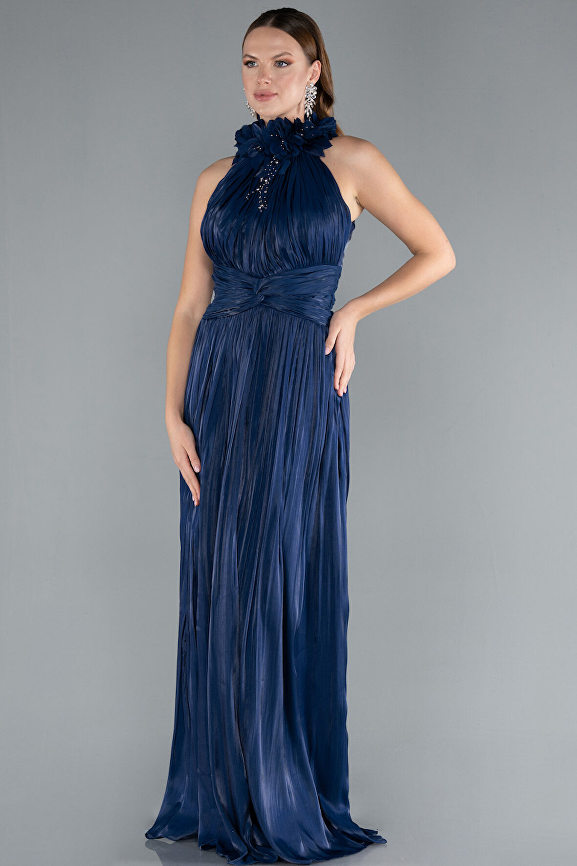 Halter Yaka Uzun Şifon Abiye Elbise ABU4811