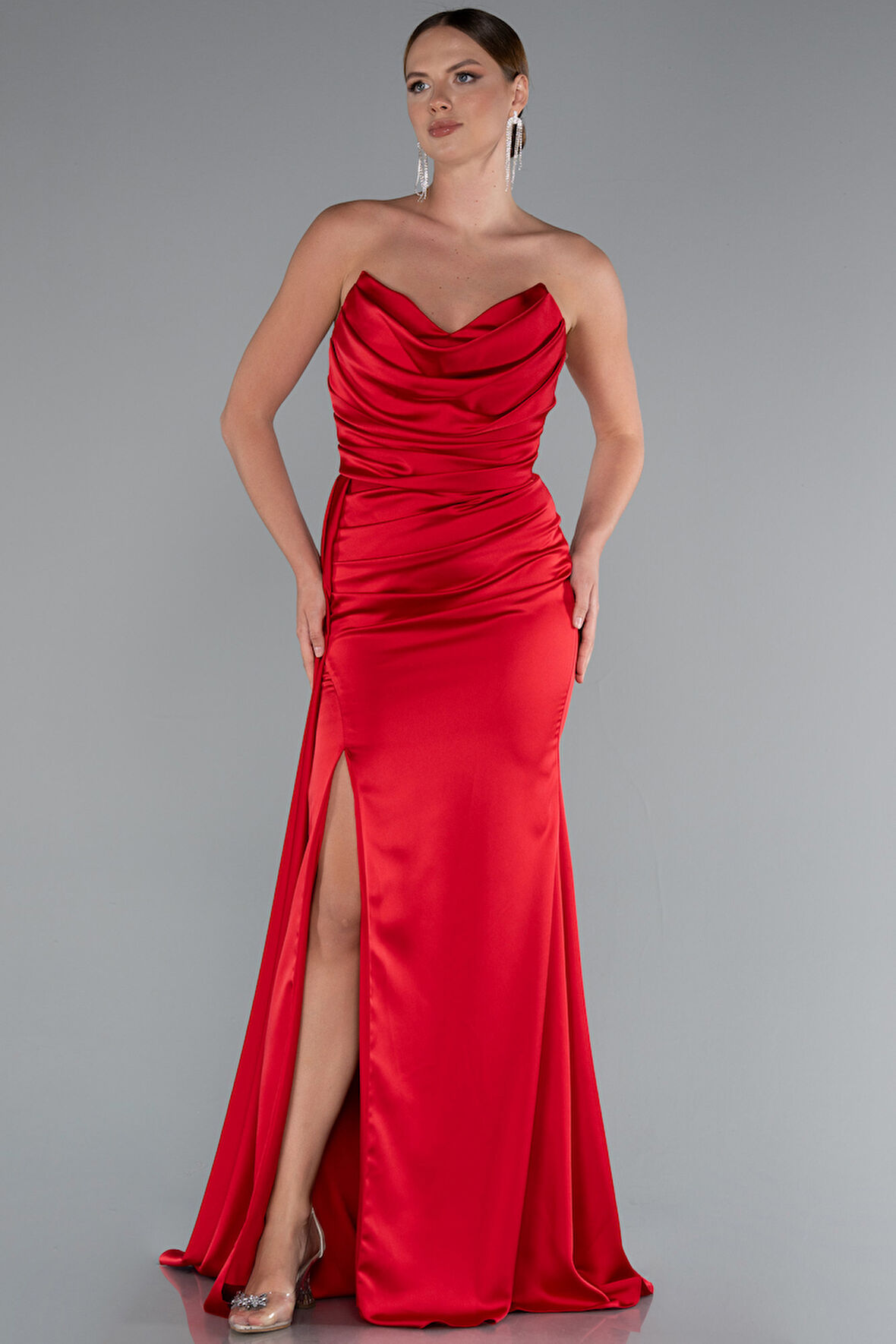 Kedi Kulağı Straplez Yırtmaçlı Uzun Saten Abiye ABU4841