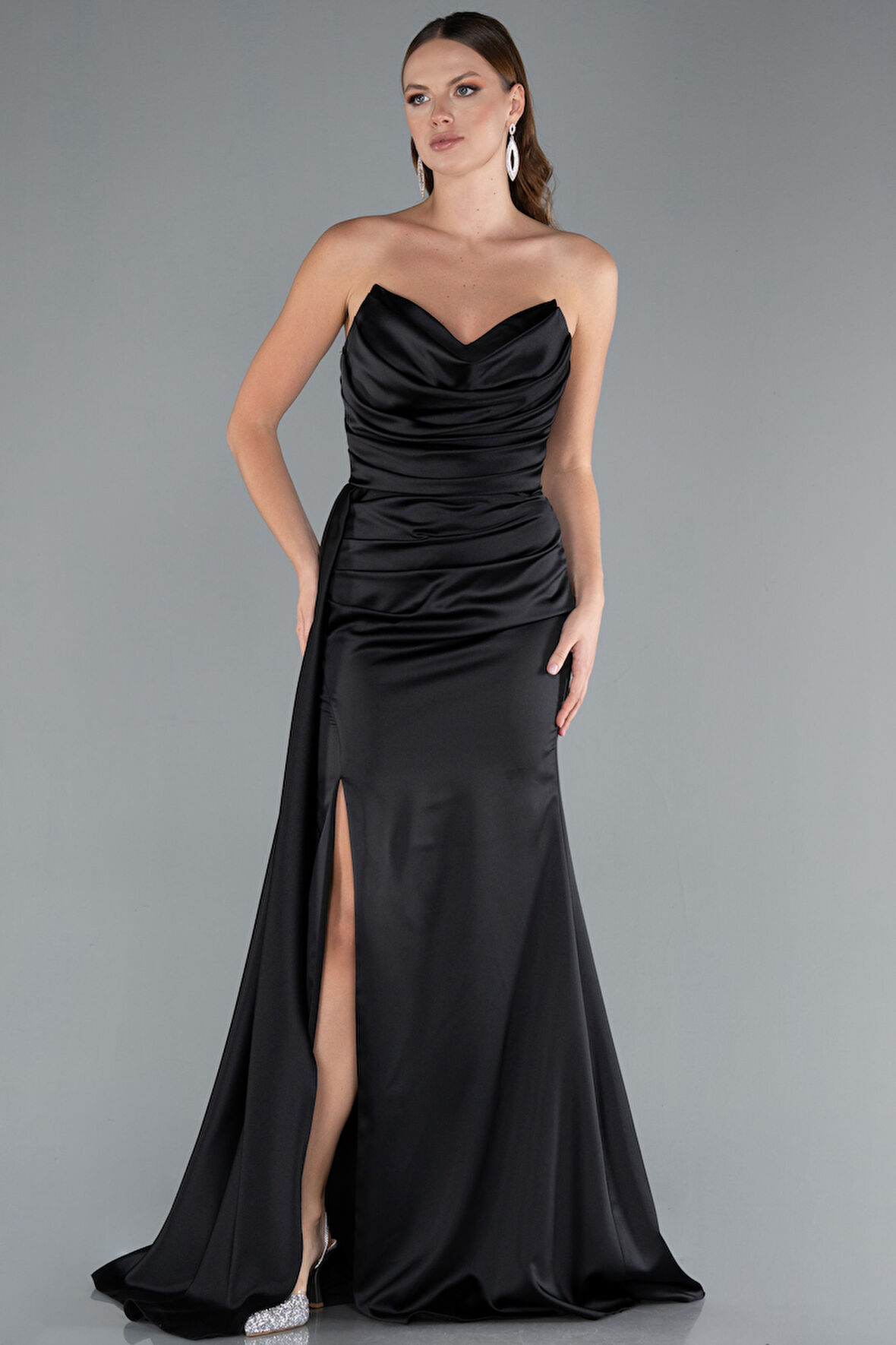 Kedi Kulağı Straplez Yırtmaçlı Uzun Saten Abiye ABU4841