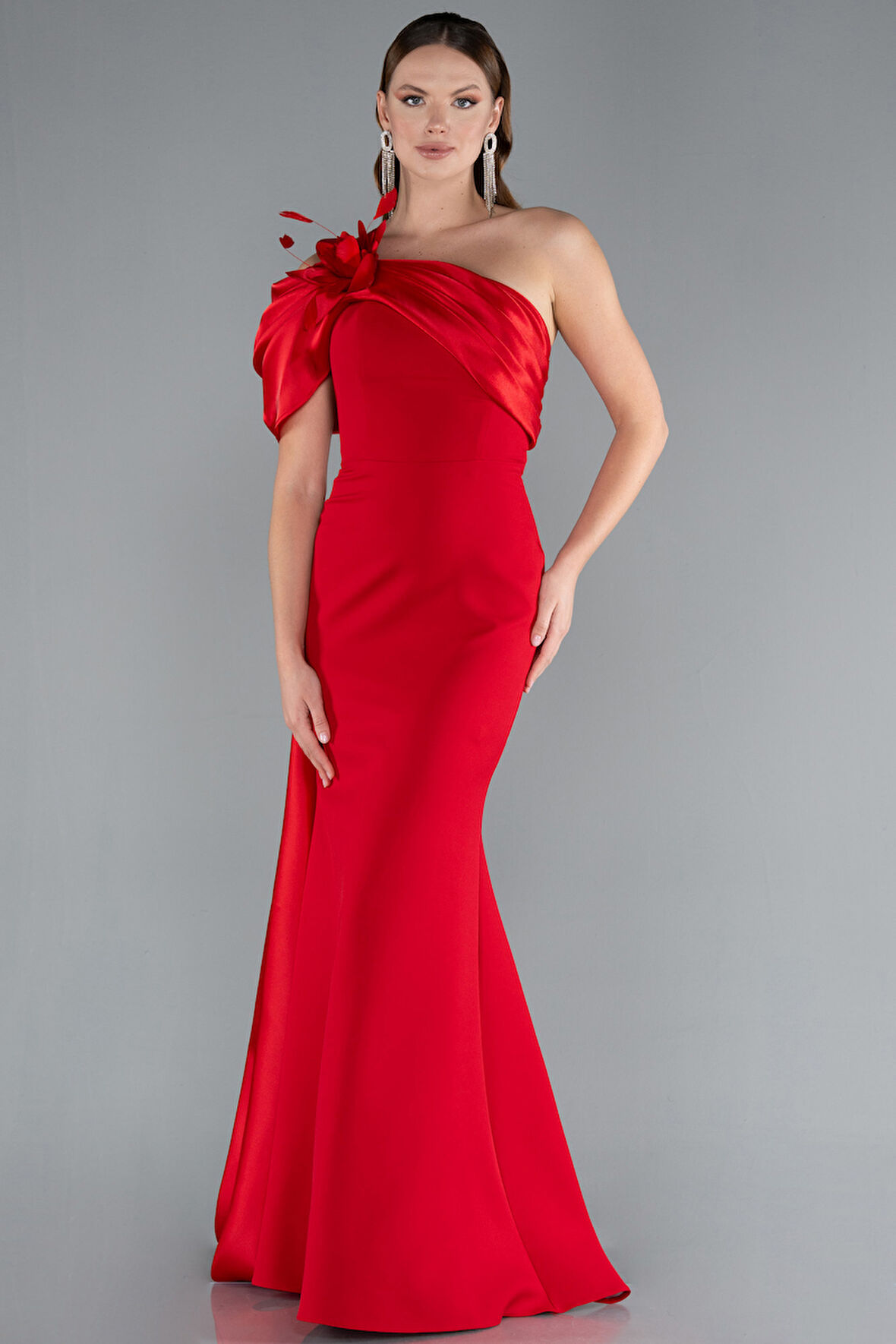 Saten Tek Omuz Fiyonk Detay Kuyruklu Uzun Abiye ABU4904