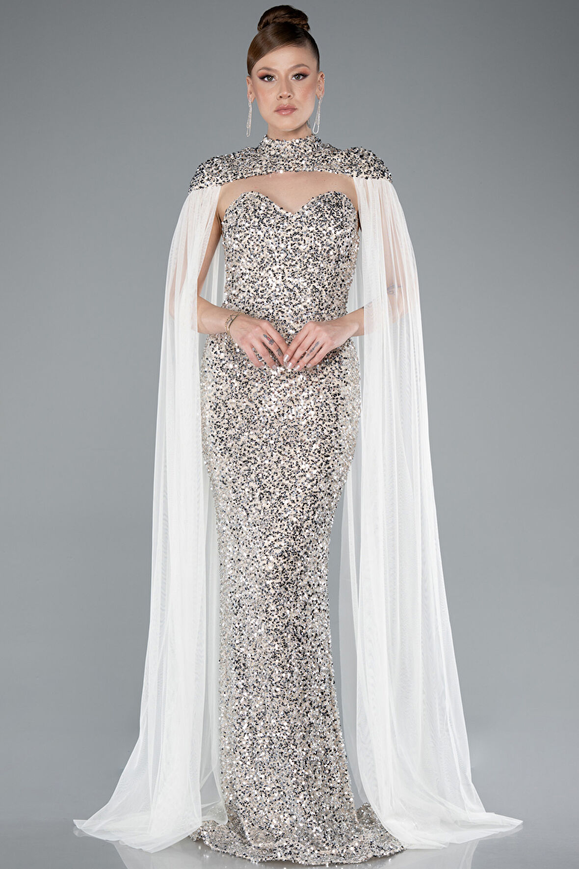 Tül Pelerinli Straplez Uzun Pullu Abiye ABU4910