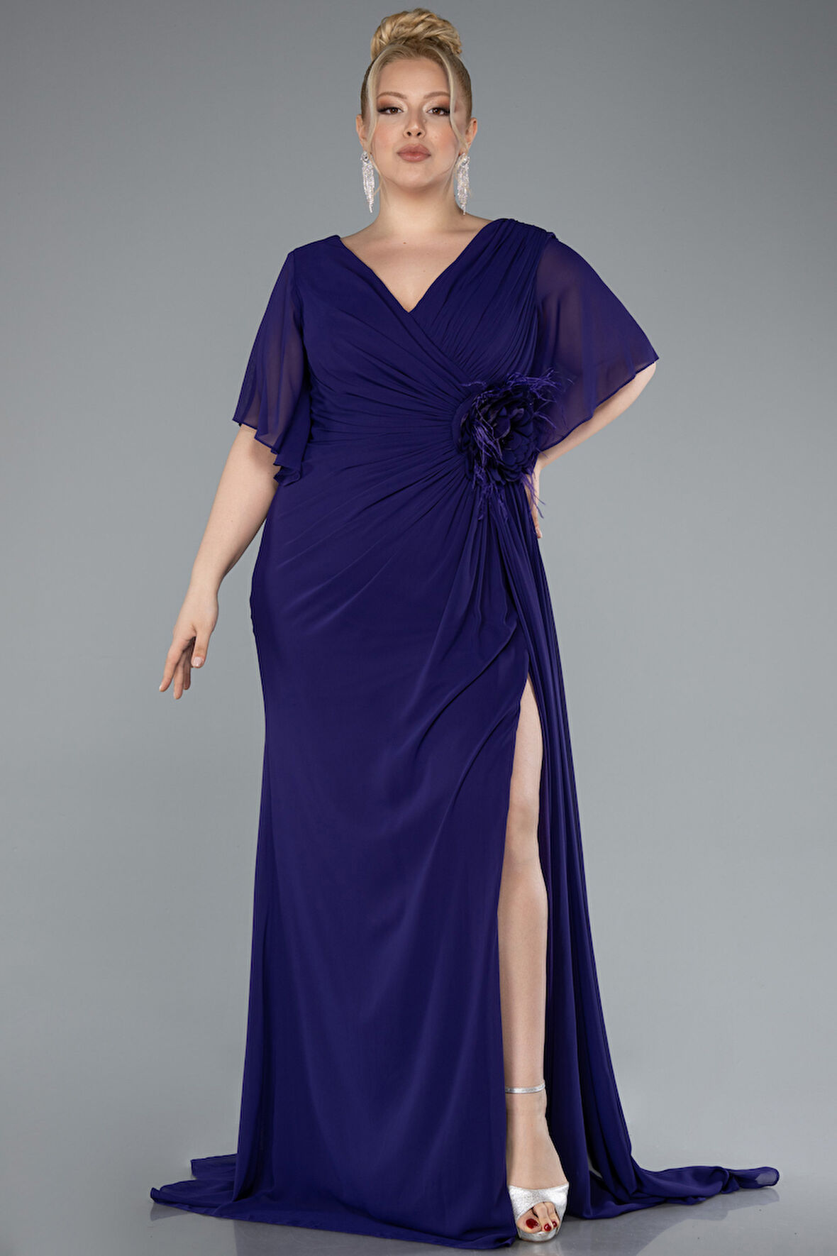 Kısa Kol Bacak Dekolteli Uzun Şifon Büyük Beden Abiye ABU4911