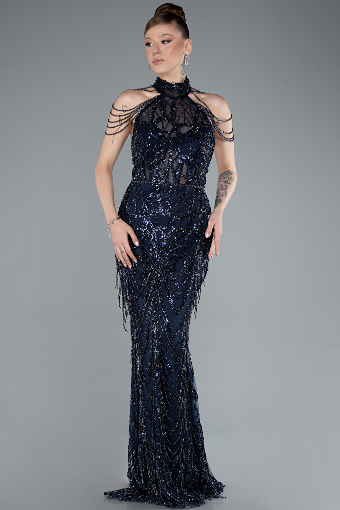 Halter Yaka Omuzları Boncuklu Uzun Abiye ABU4912