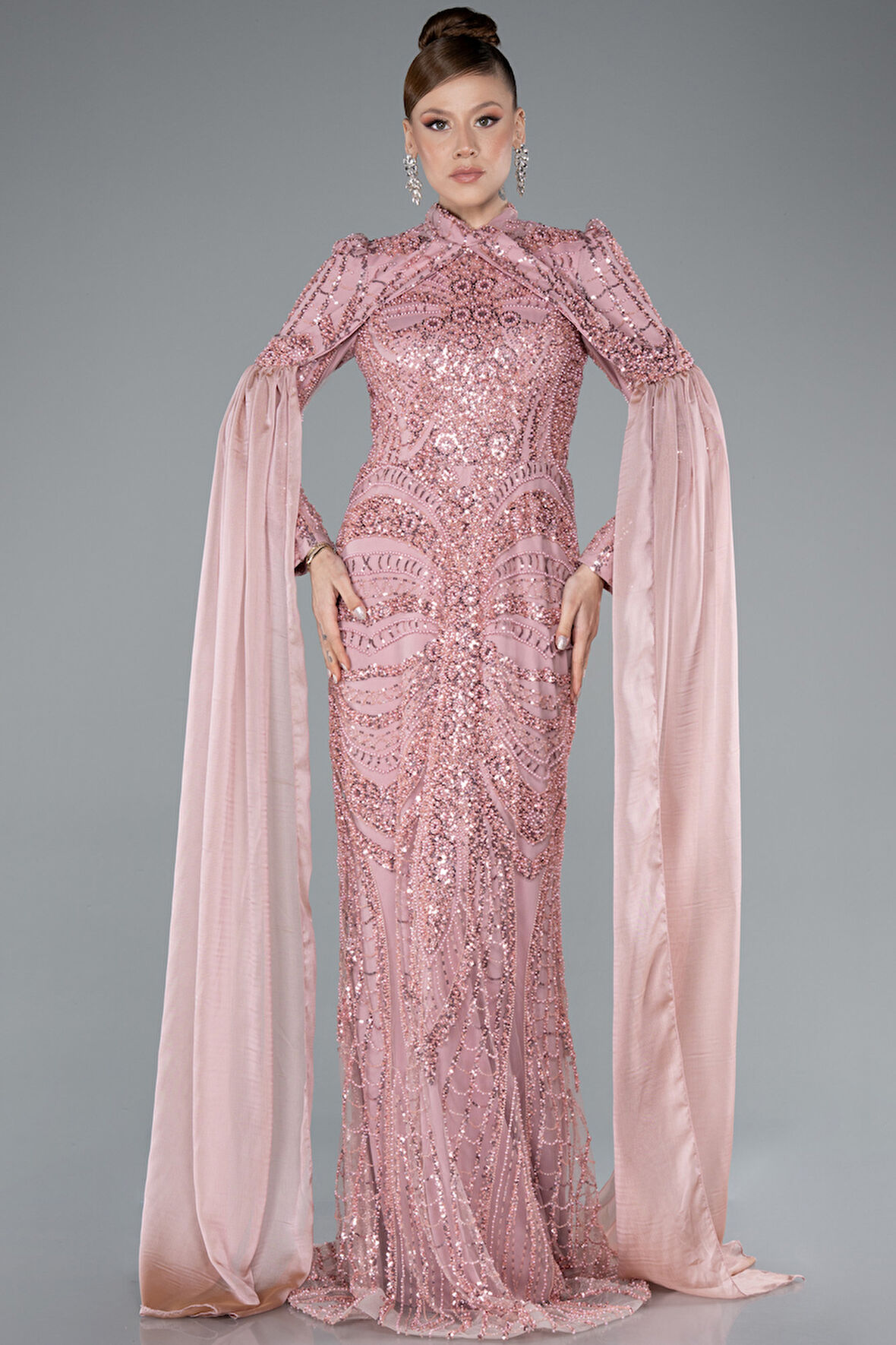 Boncuklu Dik Yaka Uzun Kol Pelerinli Tesettür Abiye ABU4930