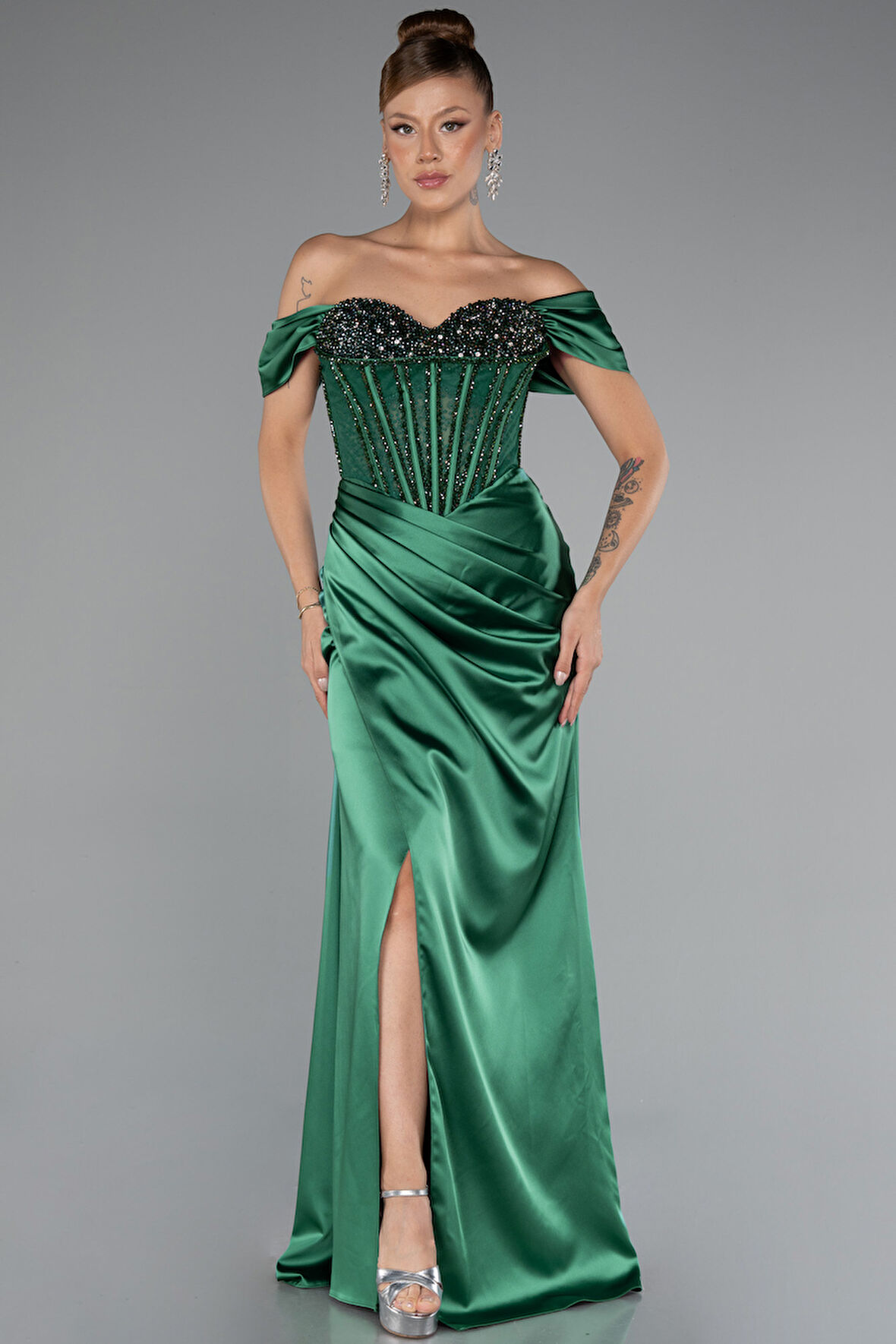 Kayık Yaka Taşlı Balen Uzun Saten Abiye ABU5130