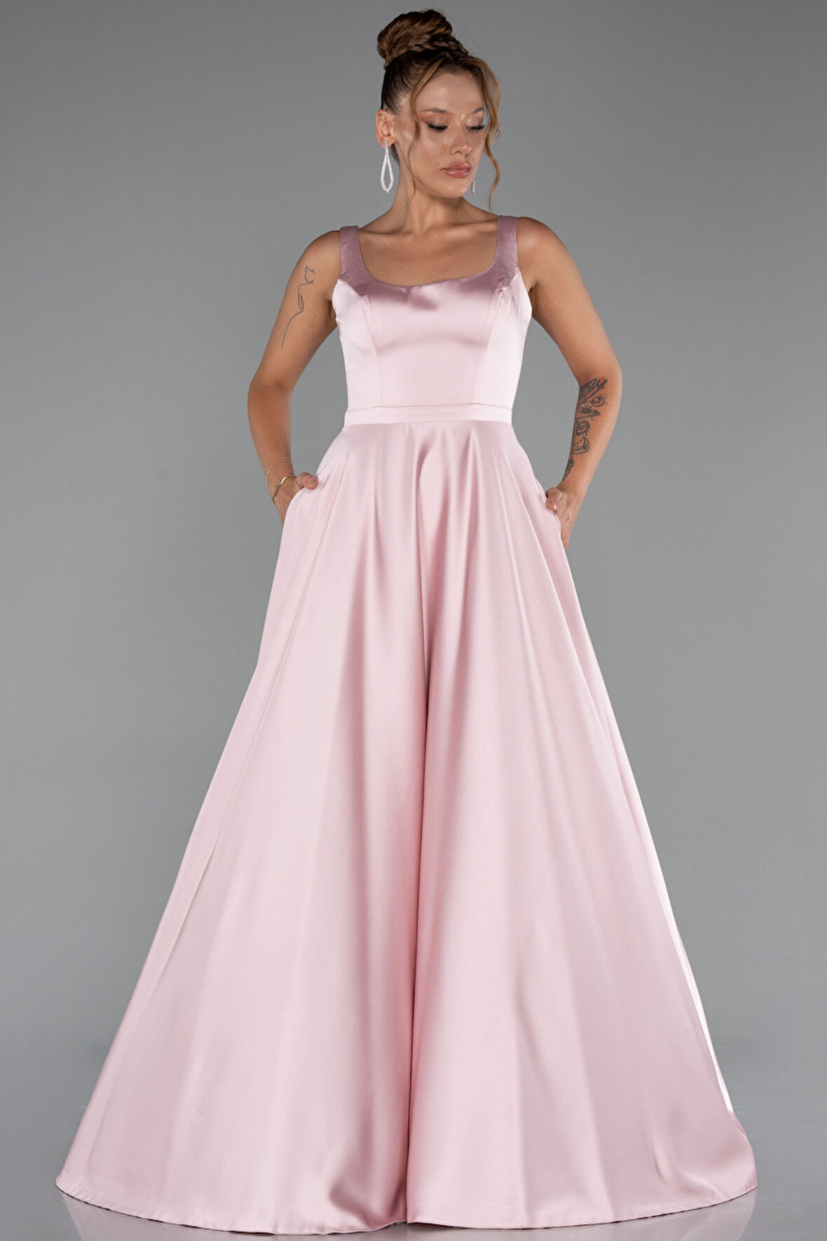 Kolsuz Uzun Saten Abiye Elbise ABU5136