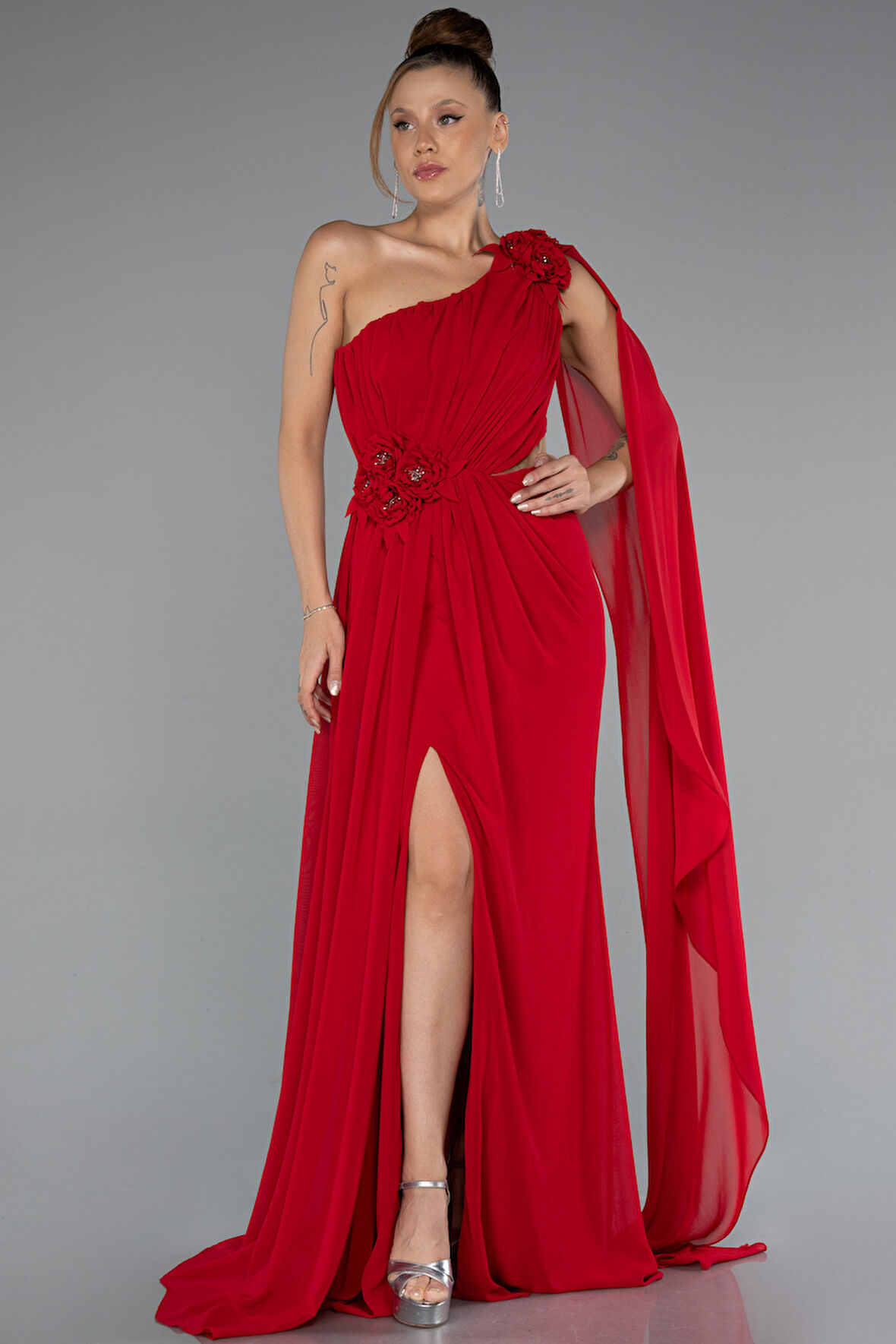 Şallı Tek Omuz Yırtmaçlı Uzun Şifon Abiye ABU5144