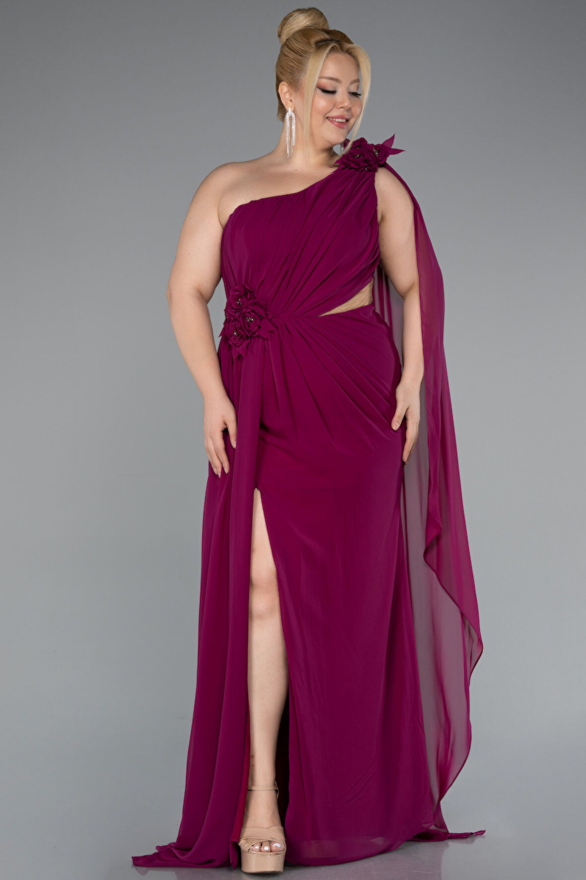 Tek Omuz Yırtmaçlı Uzun Şifon Büyük Beden Abiye ABU5145