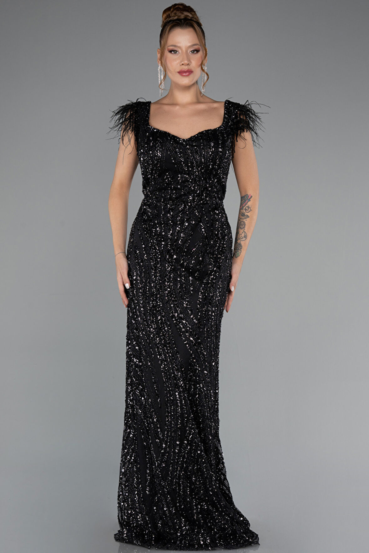 Kısa Kol V Yaka Taşlı Uzun Büyük Beden Abiye ABU5182