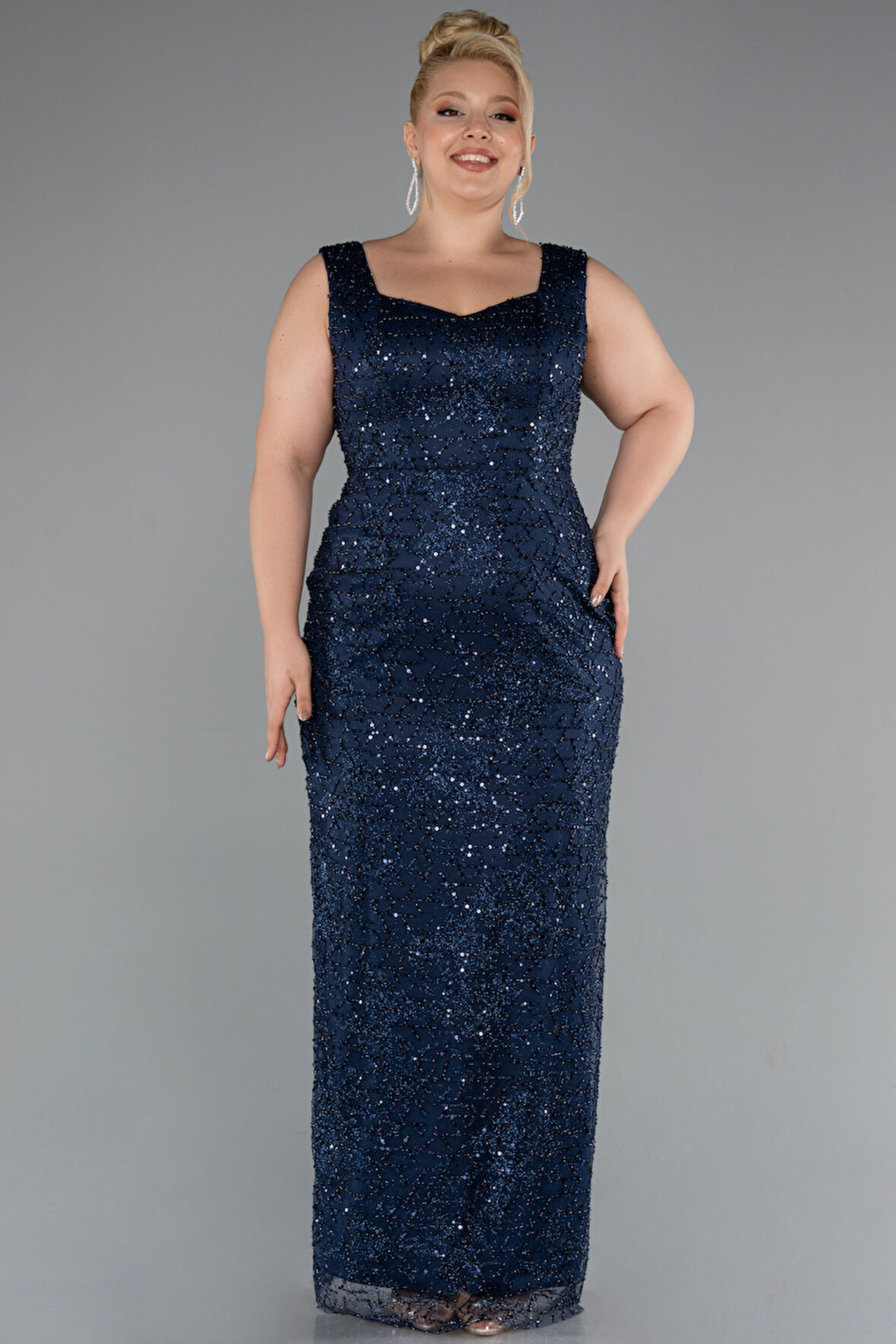 Kolsuz V Yaka Taşlı Uzun Büyük Beden Abiye ABU5190