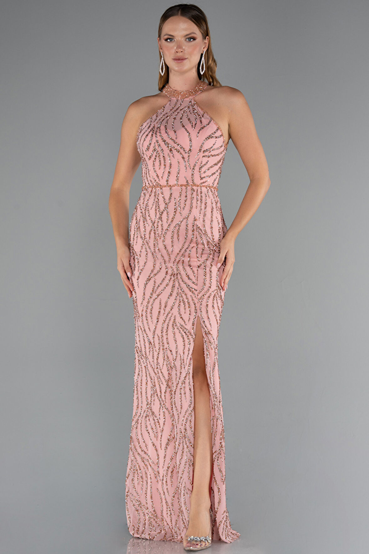 Halter Yaka Bacak Dekolteli Uzun Simli Abiye ABU5213