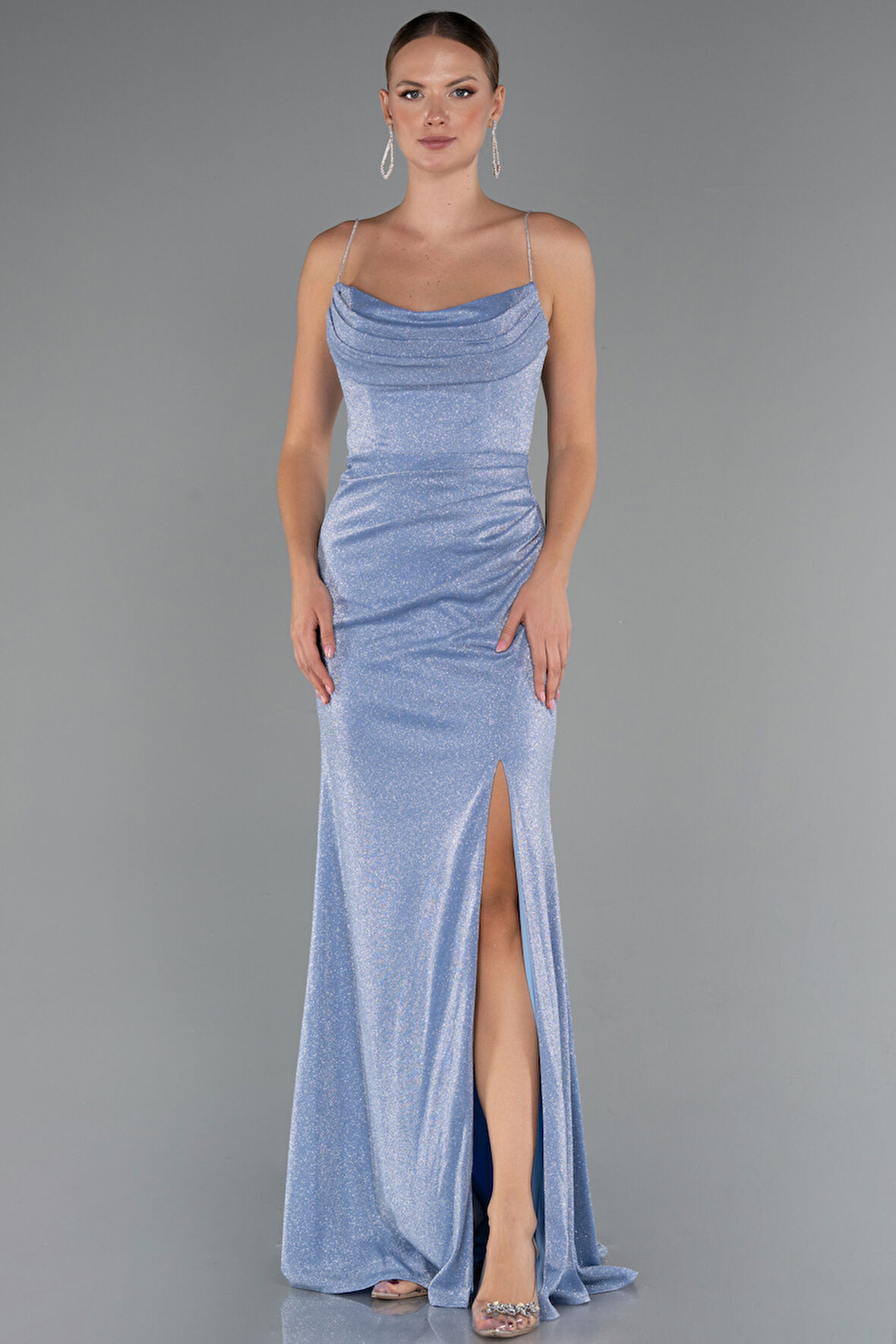 Göğüs Drapeli Bacak Dekolteli Uzun Simli Abiye ABU5245