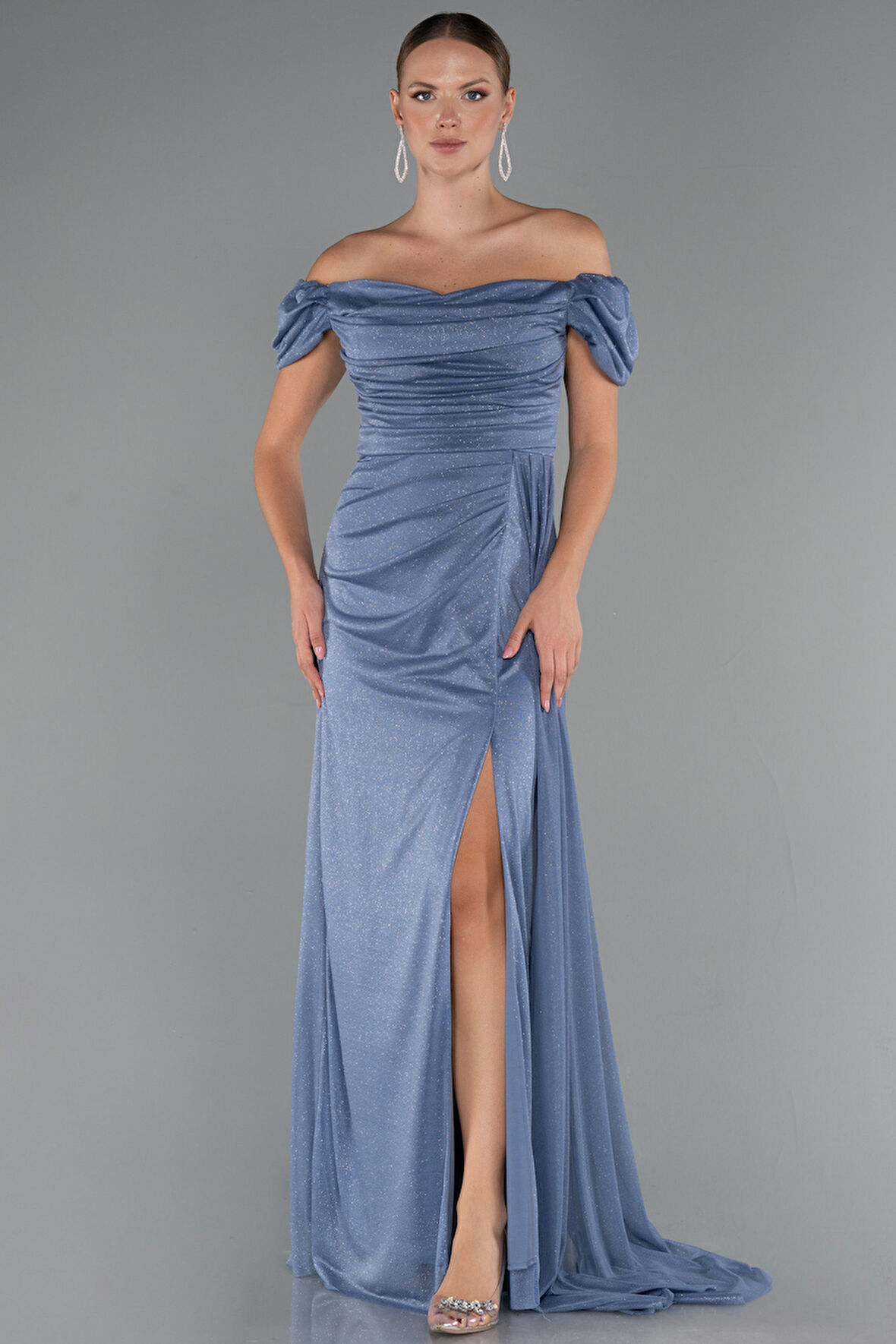 Kayık Yaka Bacak Dekolteli Uzun Simli Abiye ABU5250