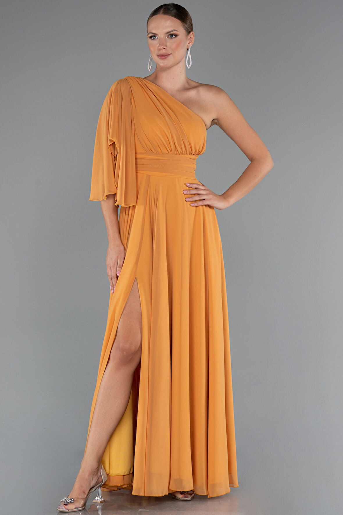 Tek Kol Yırtmaçlı Uzun Şifon Abiye ABU5259