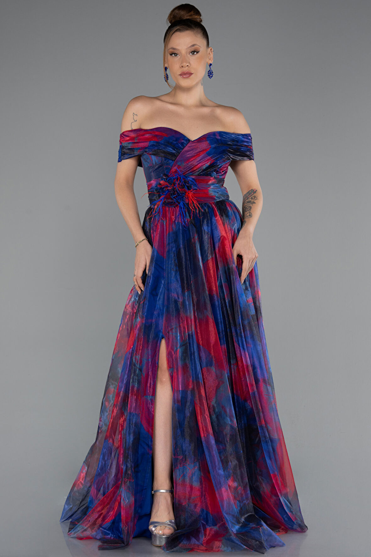 Kayık Yaka Yırtmaçlı Uzun Empirme Abiye Elbise ABU5262