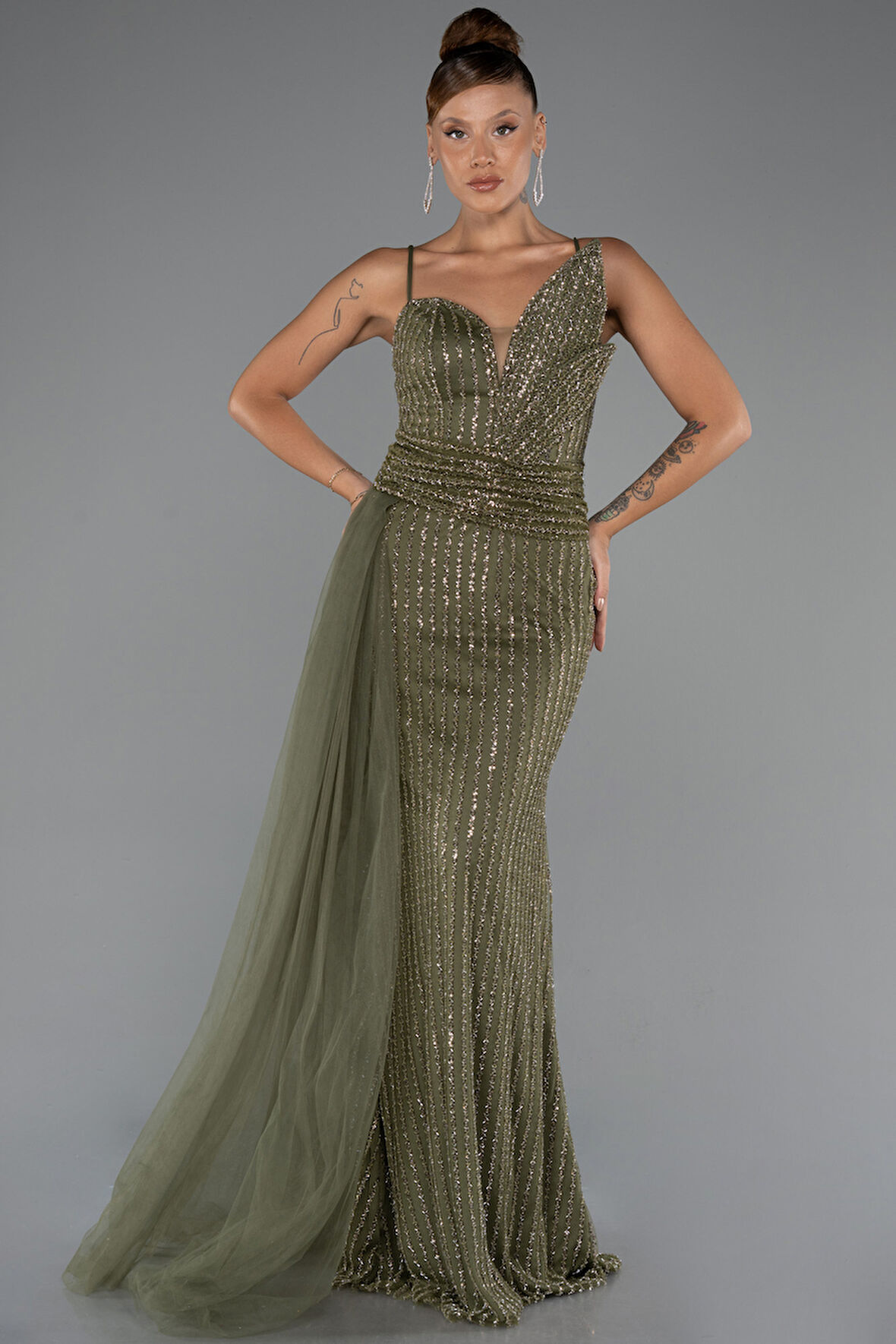 Askılı Kuyruklu Uzun Boncuklu Özel Tasarım Abiye ABU5297